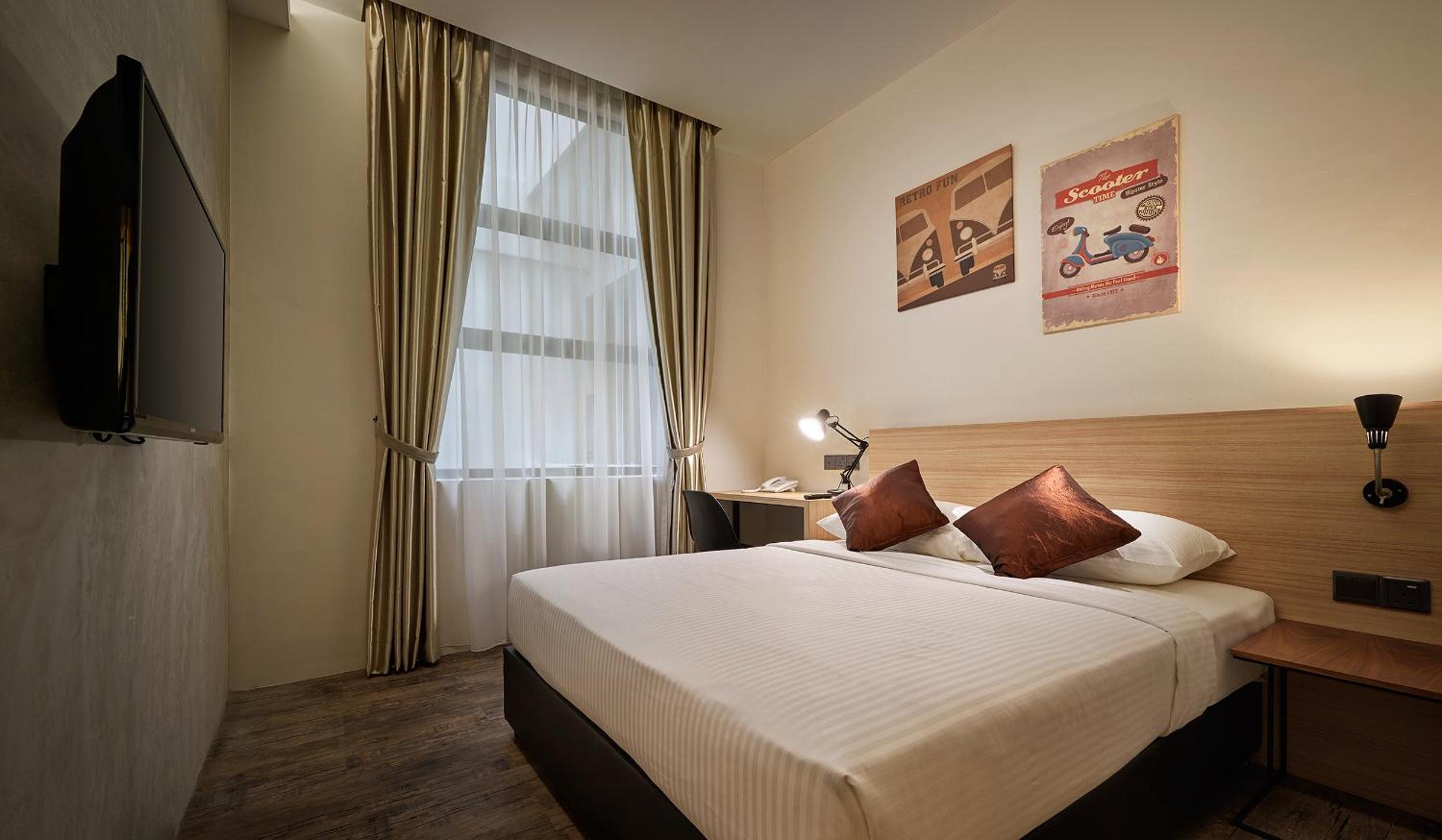 Standard Queen Room photo 2