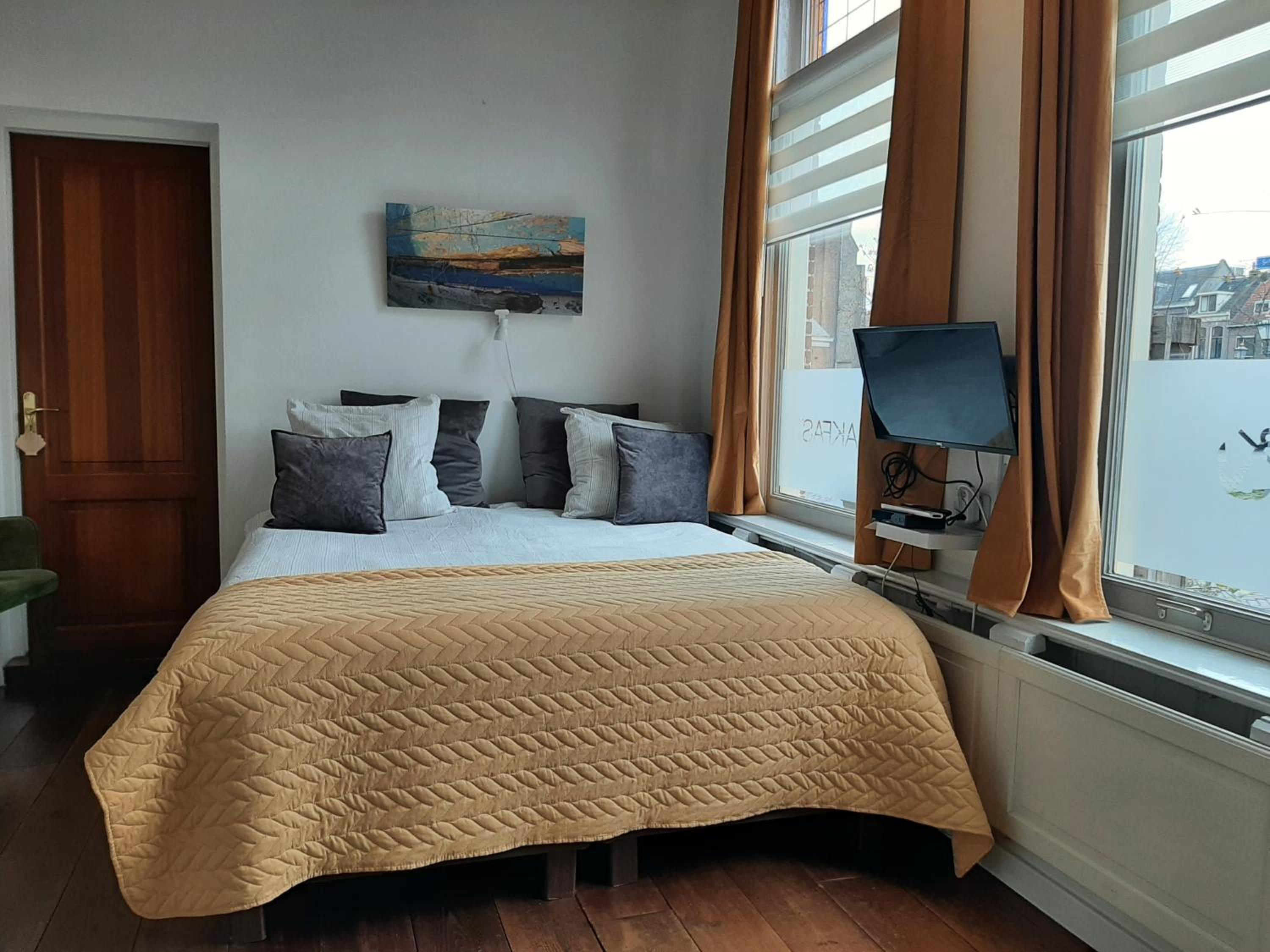 Double Room with Private Bathroom photo 1