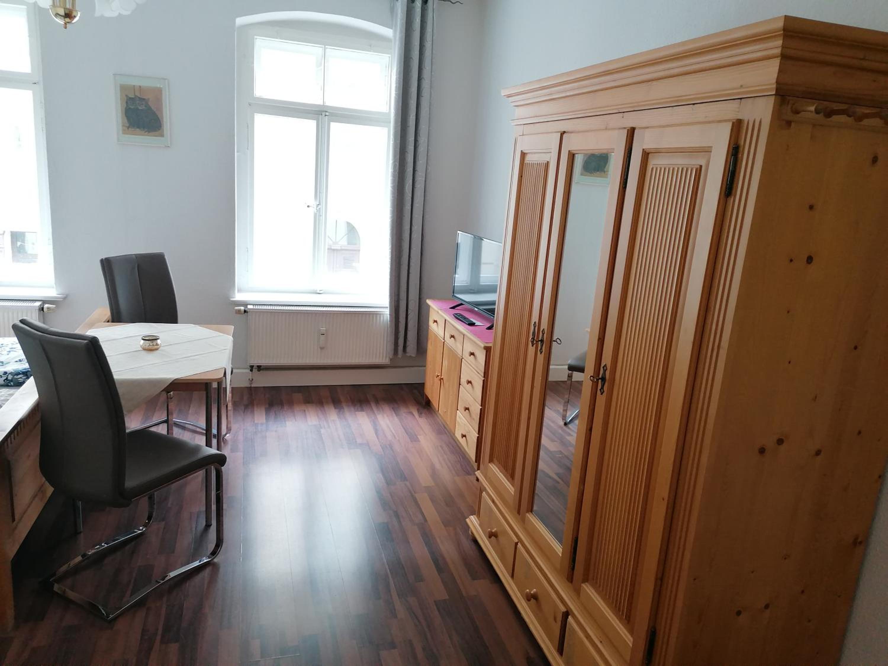 Large Double Room photo 3