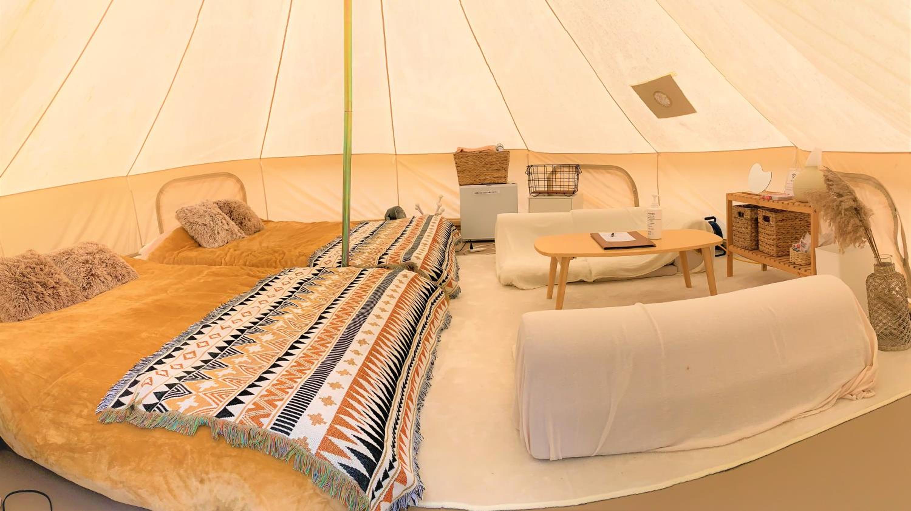 Tent - Photo 1