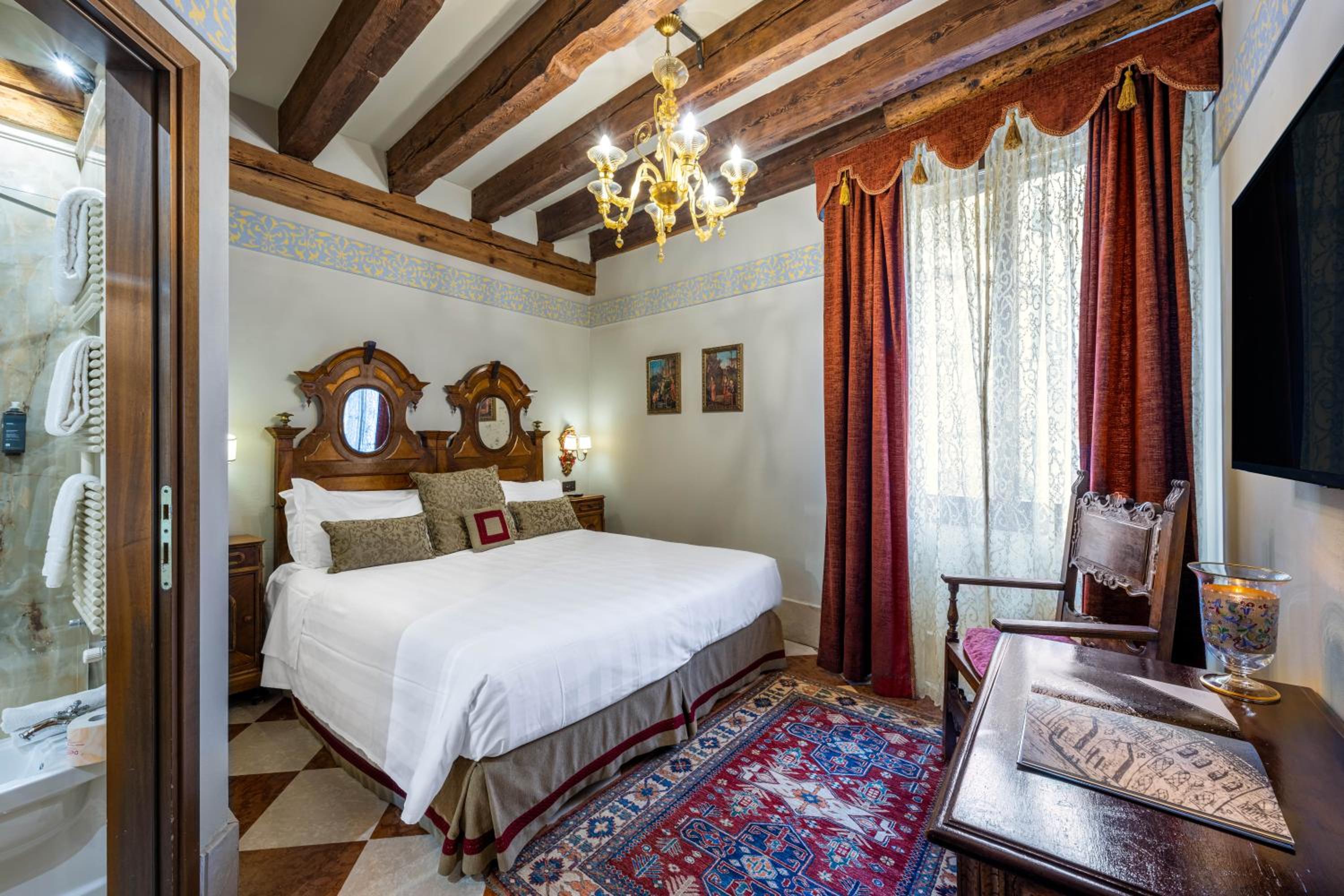 Available room