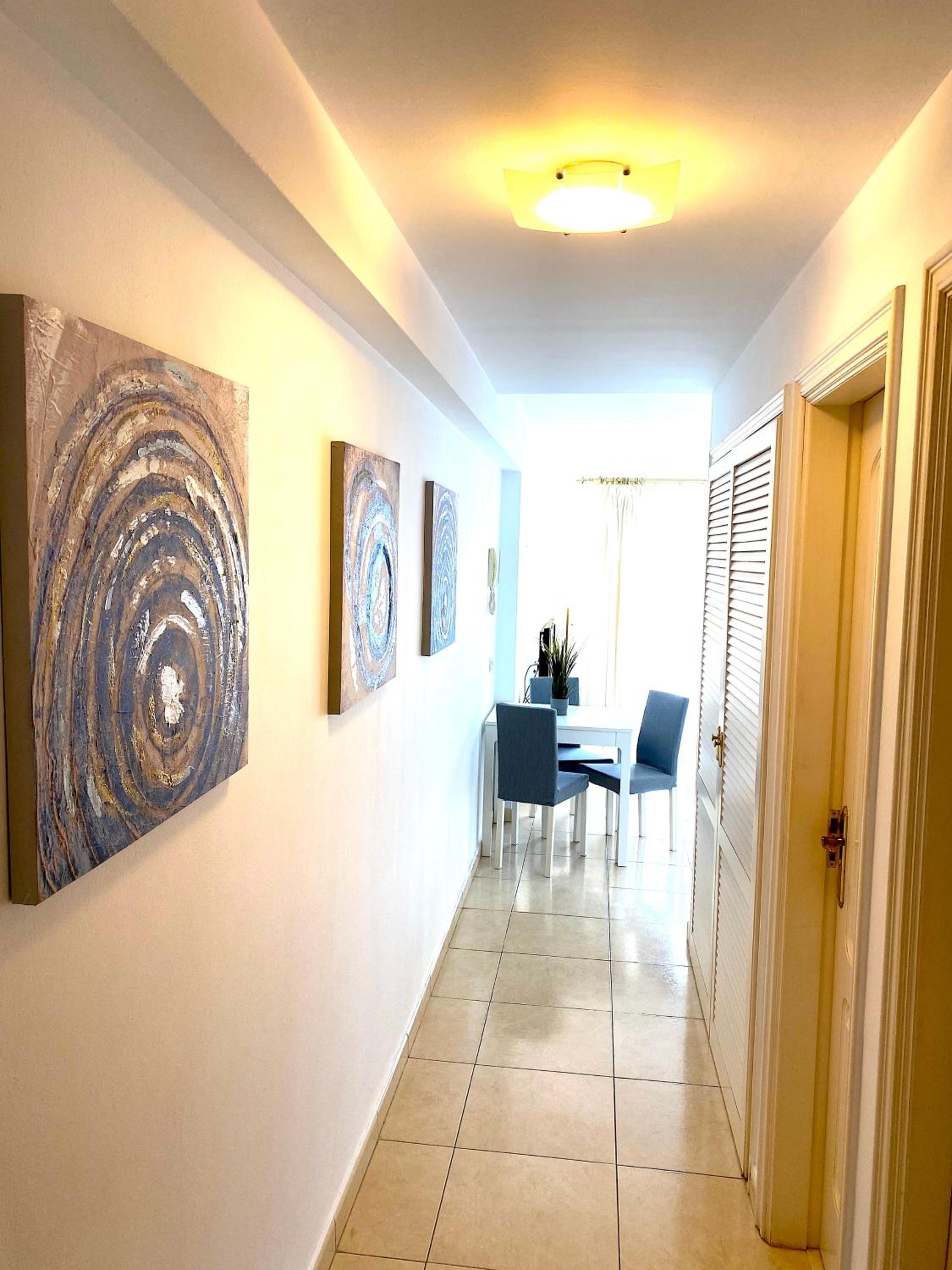 Apartamento con Balcón