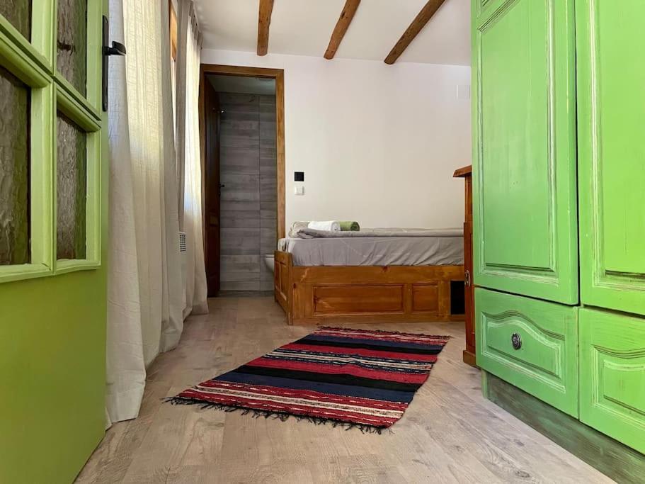 Three-Bedroom House photo 1