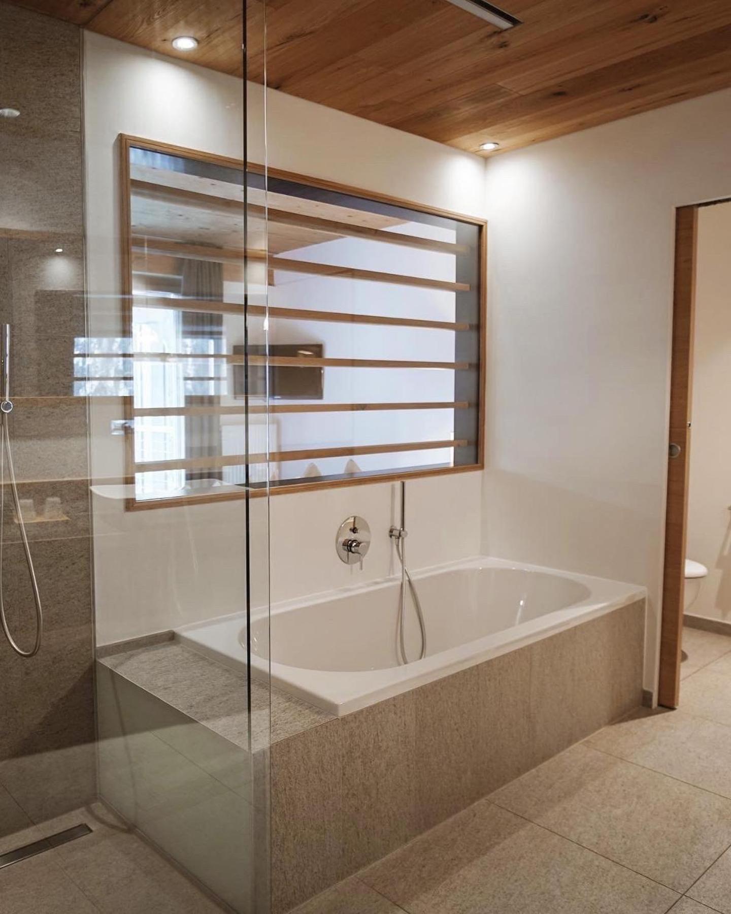 Suite - Photo 5