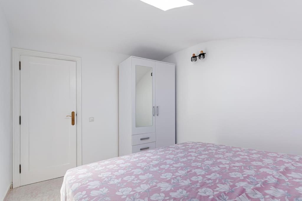 Villa de siete habitaciones con piscina privada