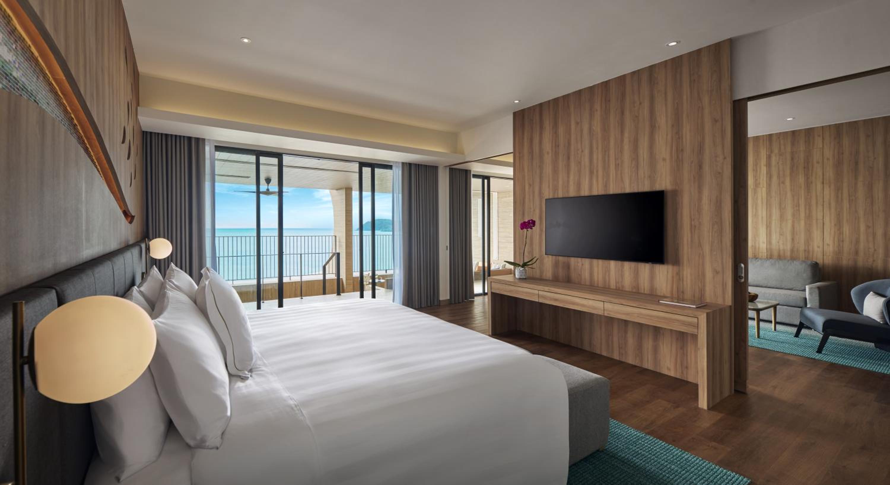 Premier Ocean View Suite - Photo 1