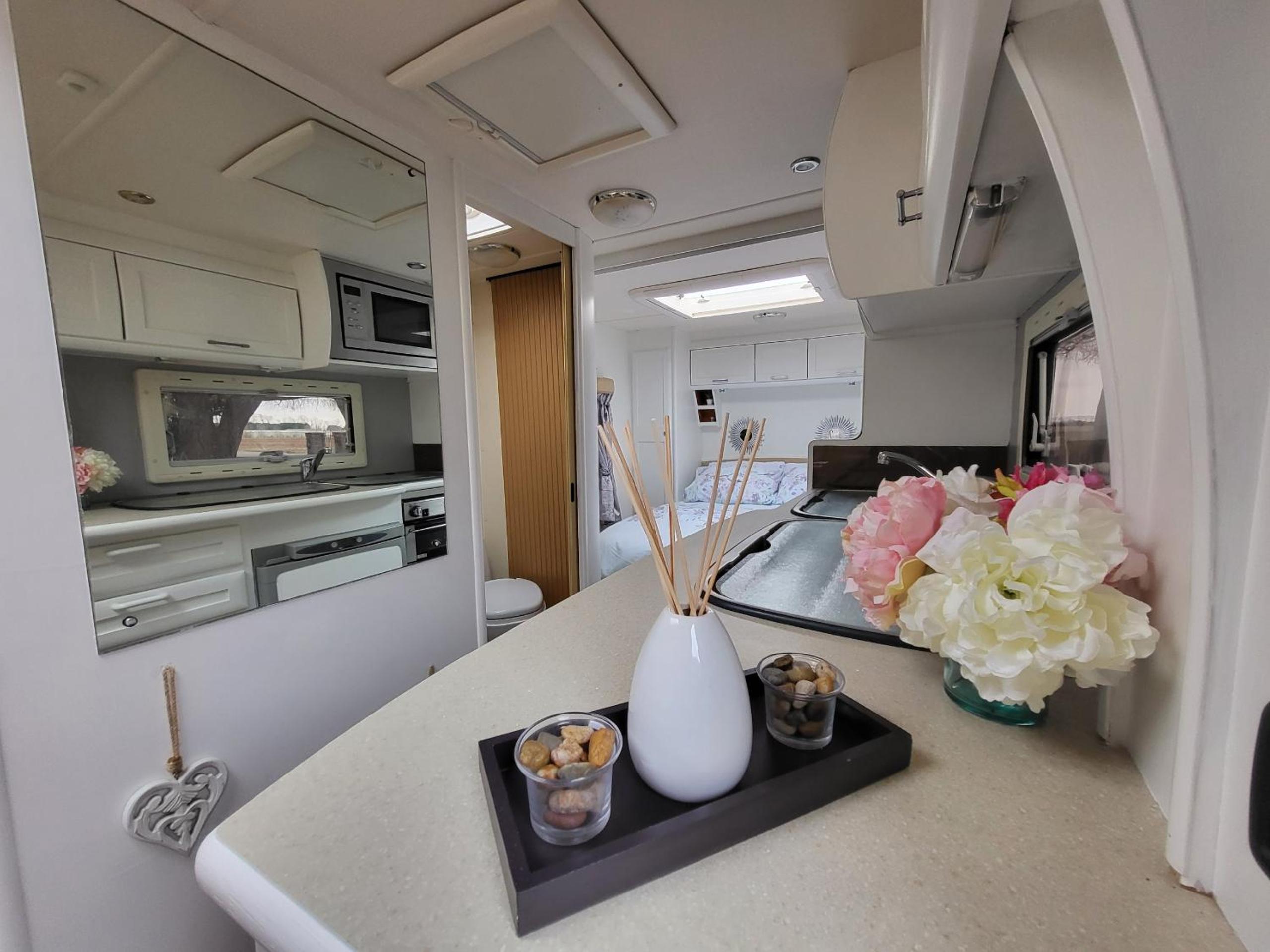 Caravan - Photo 15