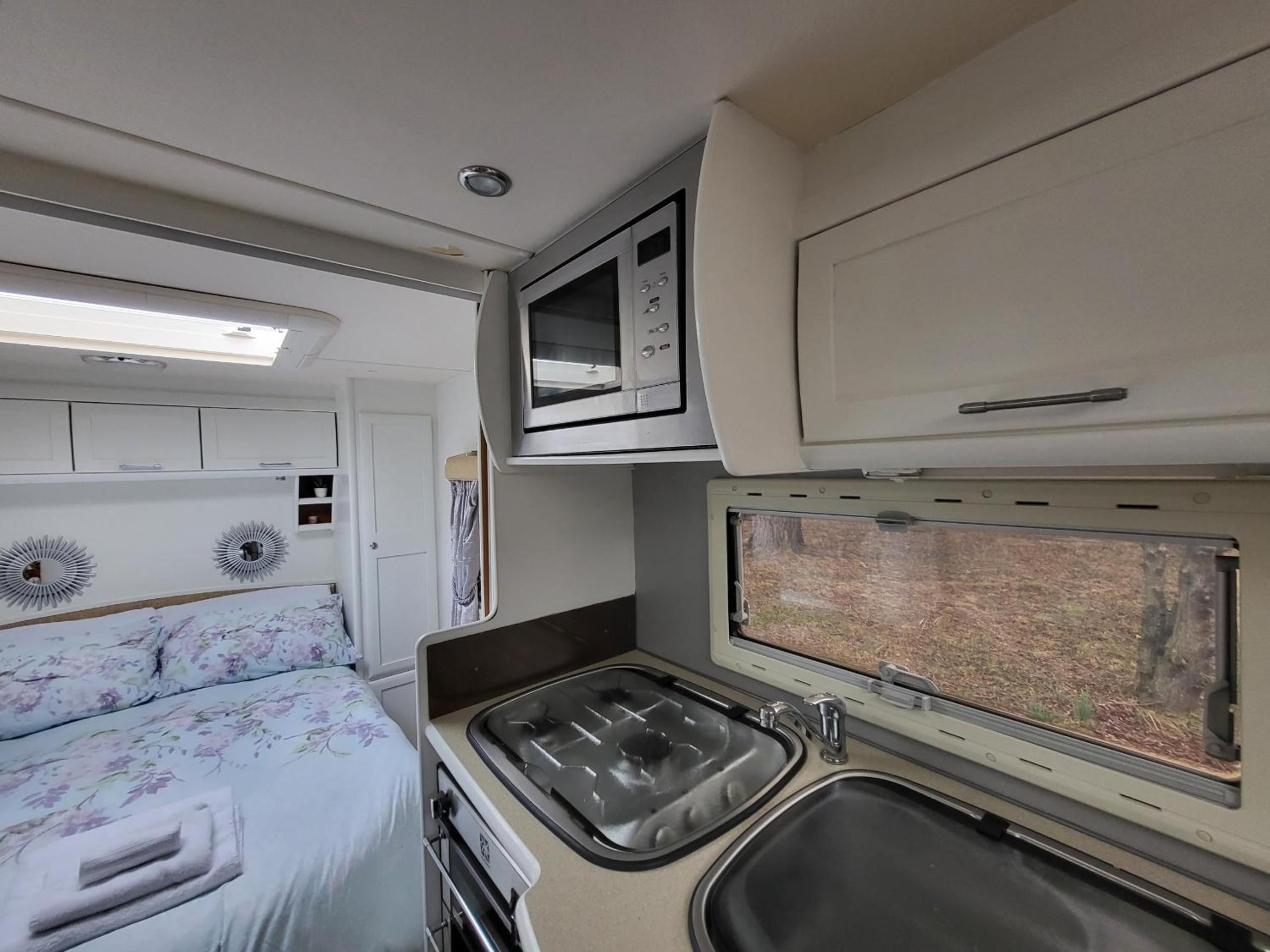 Caravan - Photo 9
