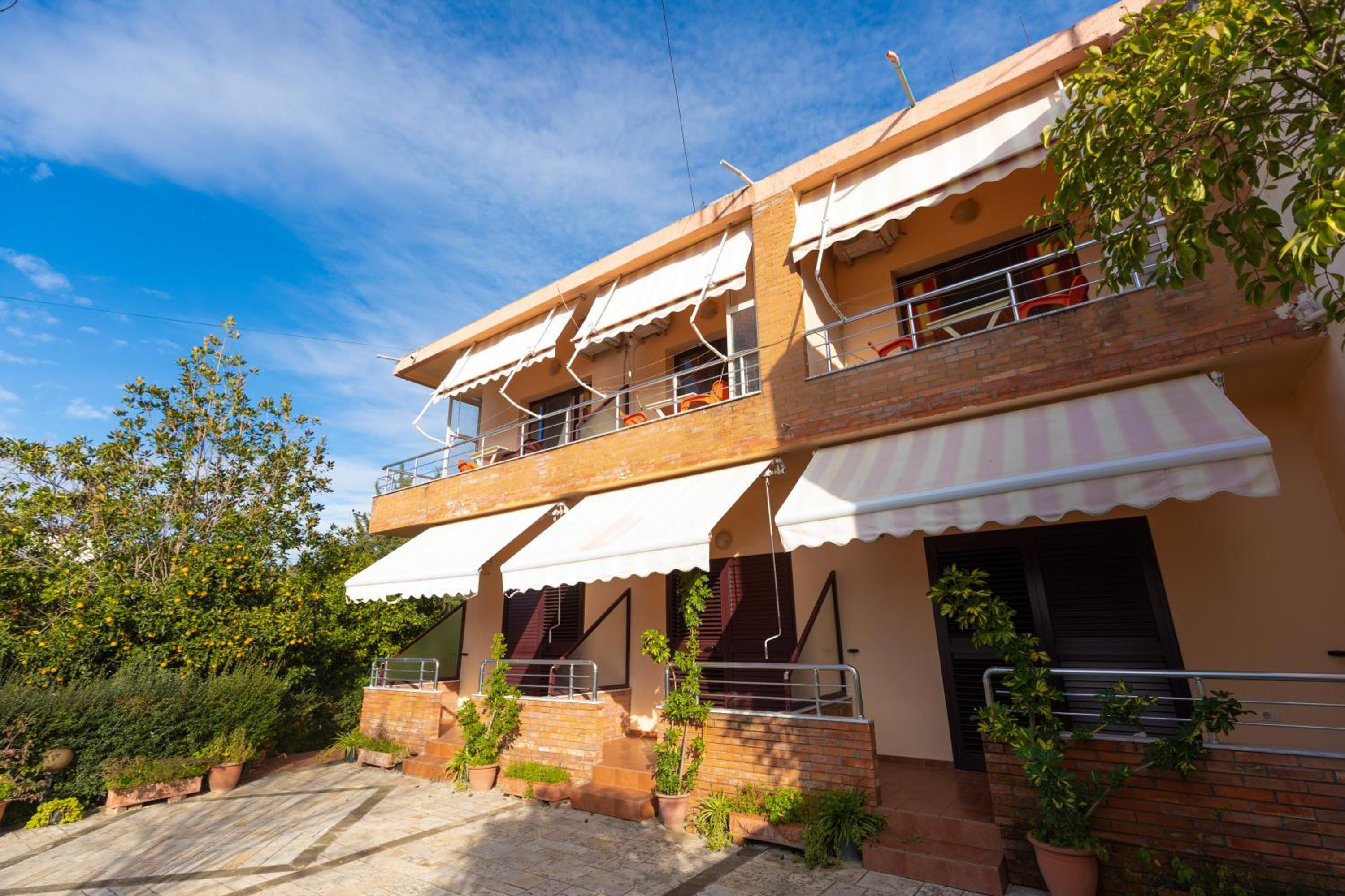 One-Bedroom House