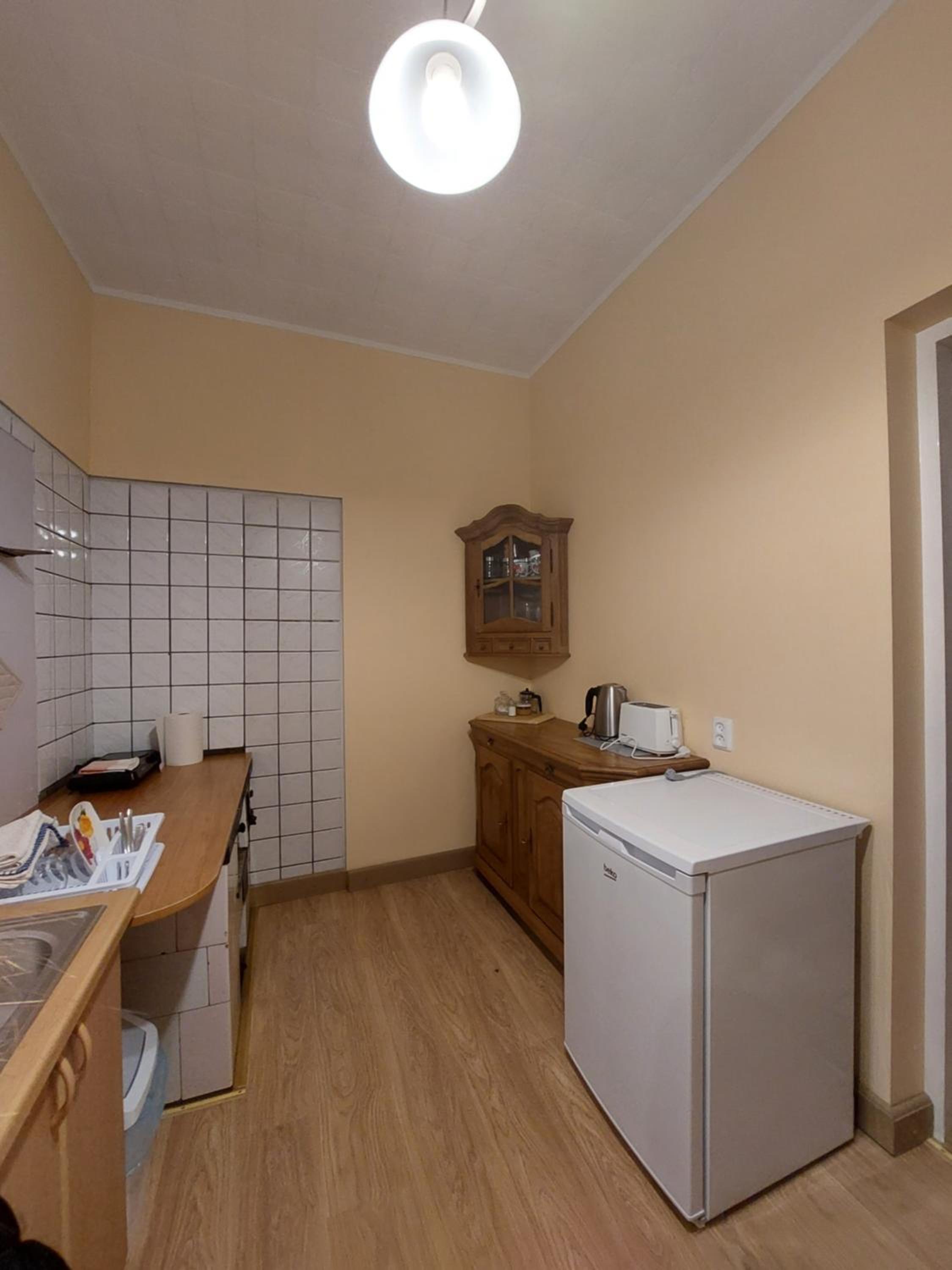 One-Bedroom Apartment photo 2