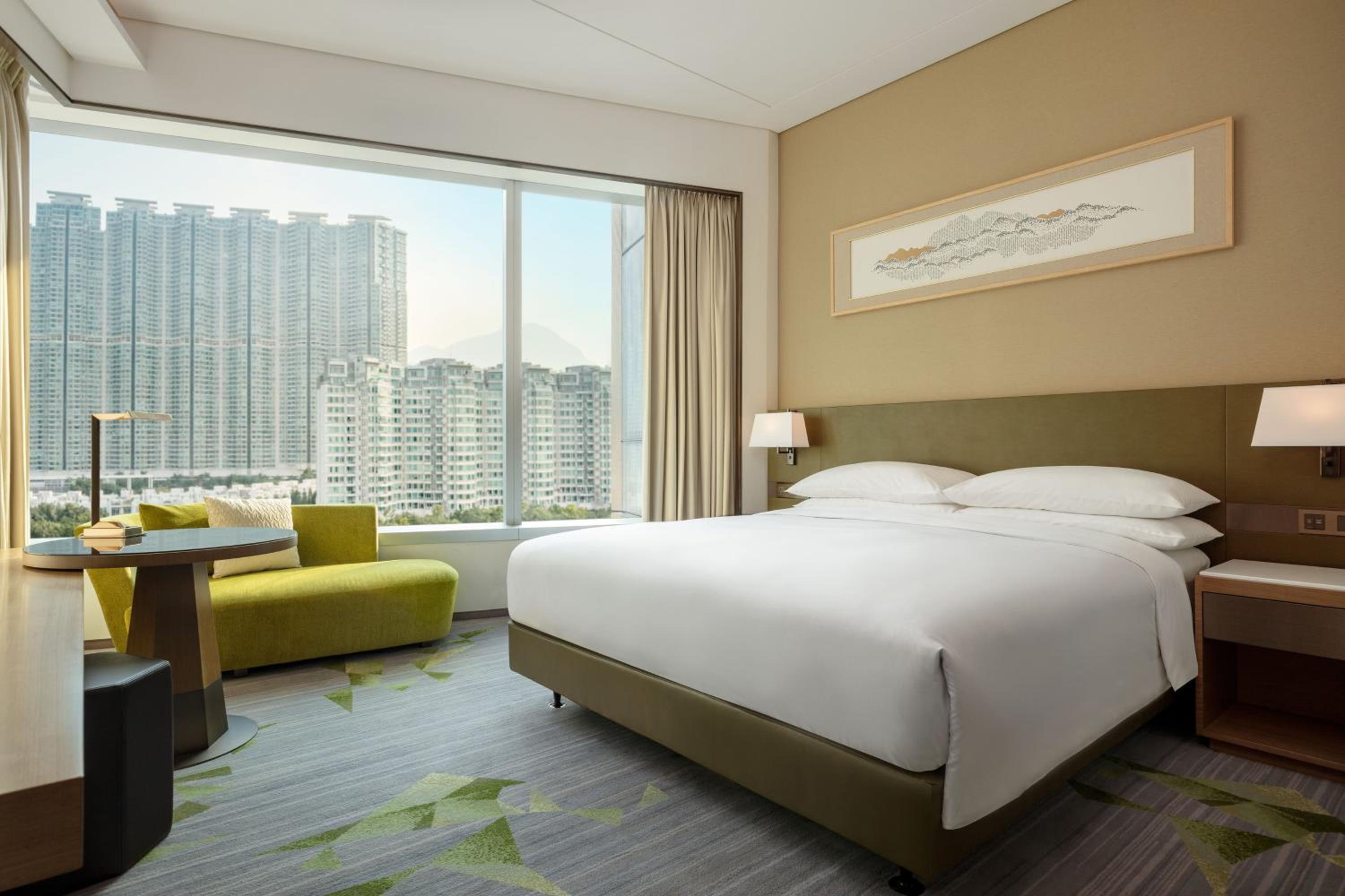 Deluxe King Room