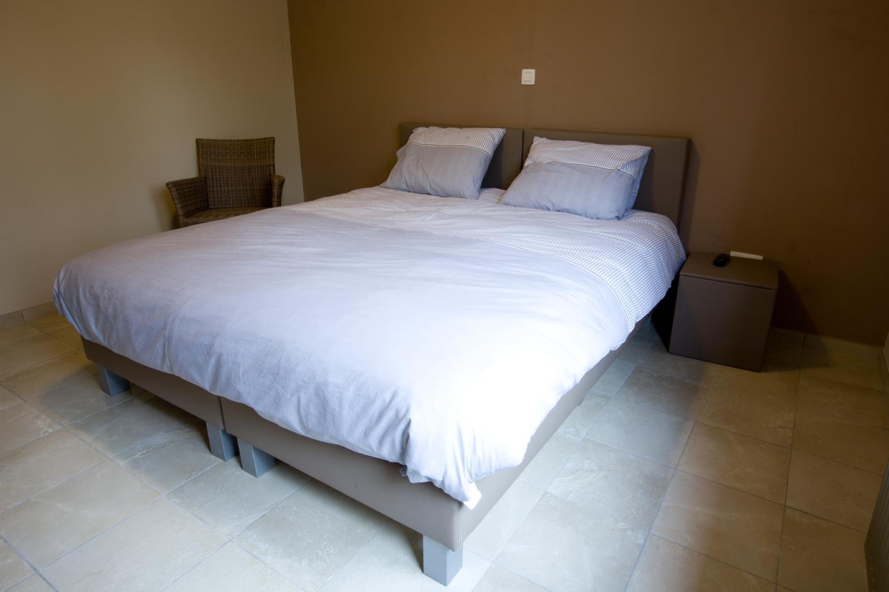 Comfort Double Room with Shower