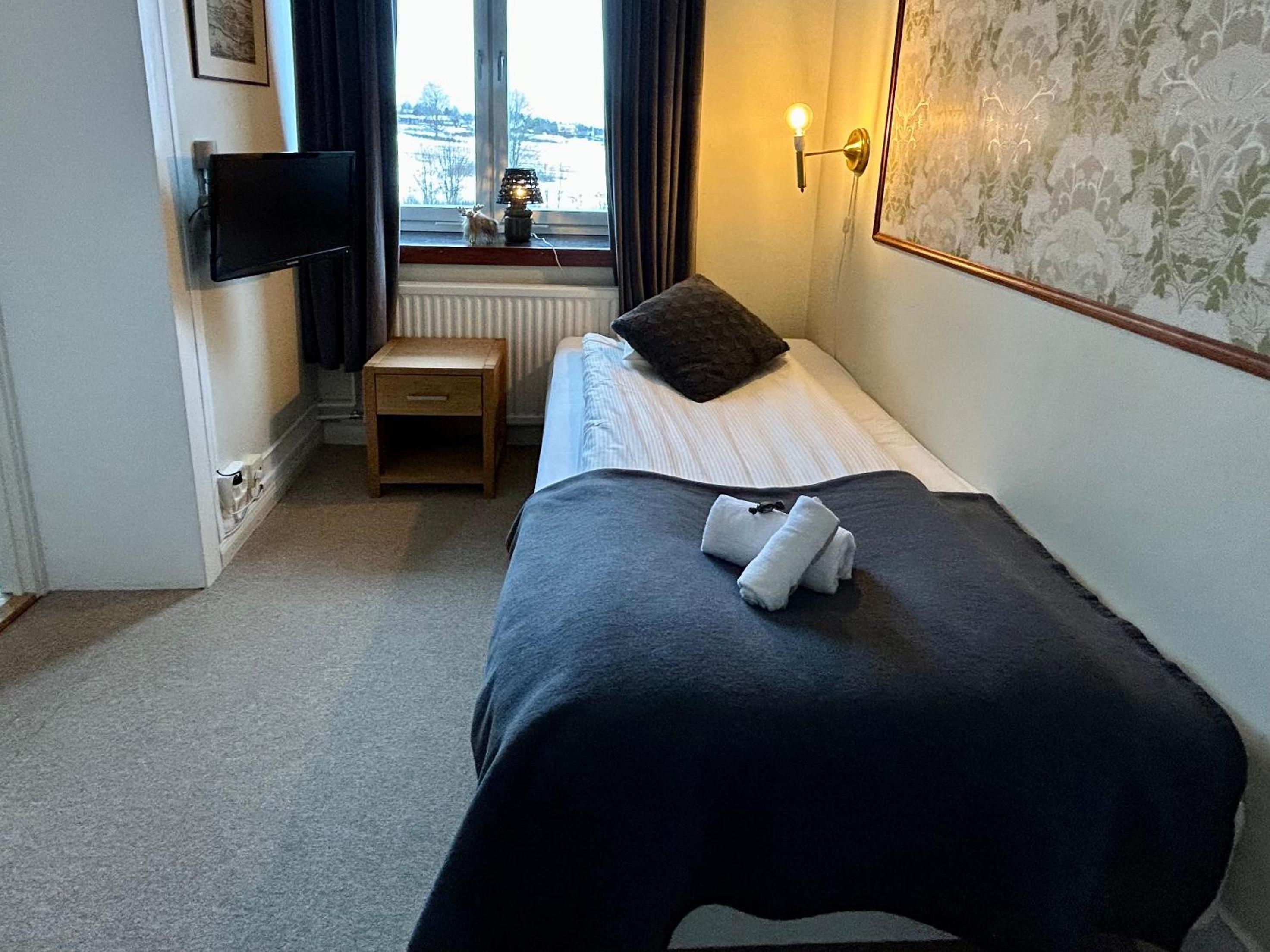 Single Room photo 2