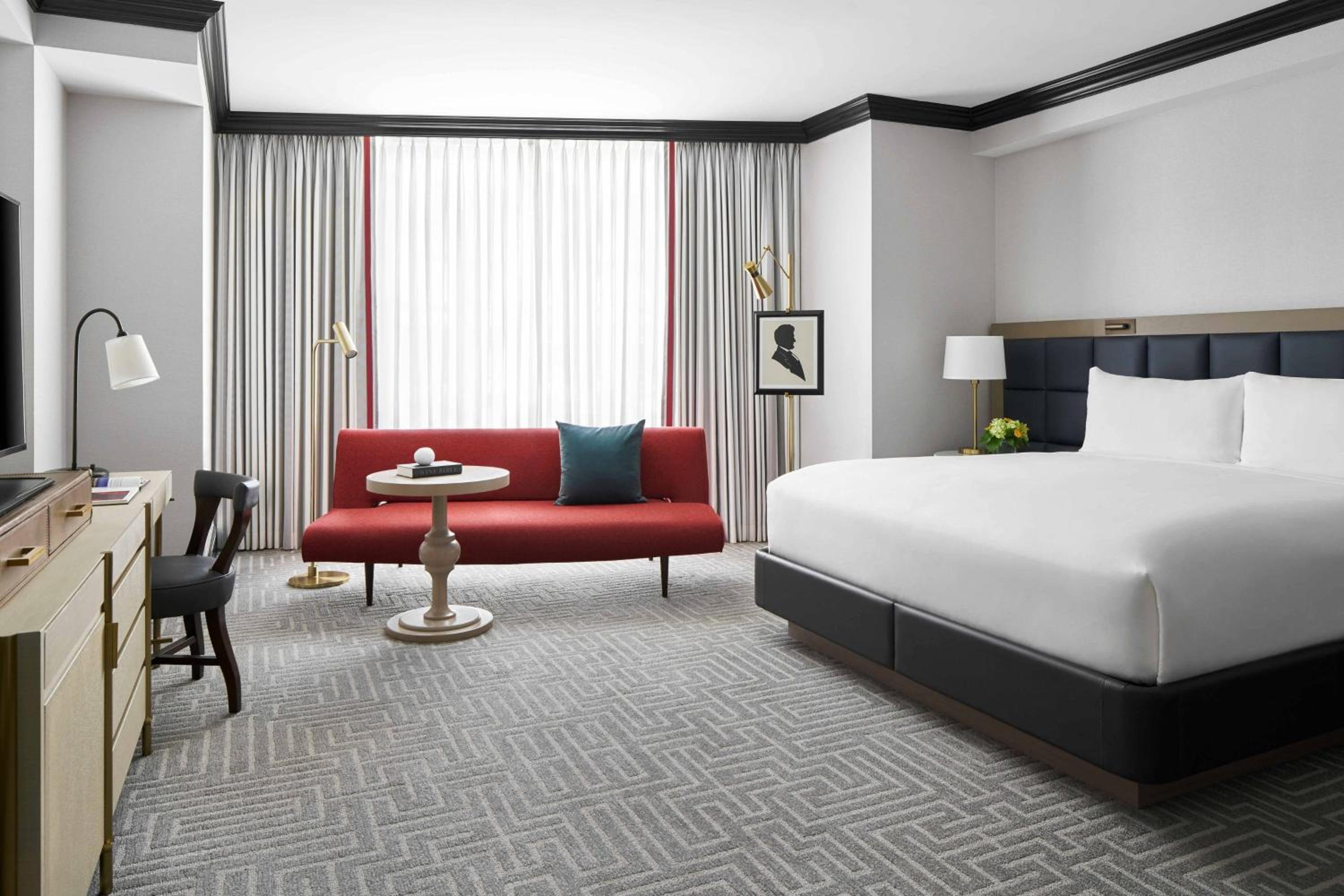 Premier King or Double Room - Photo 2