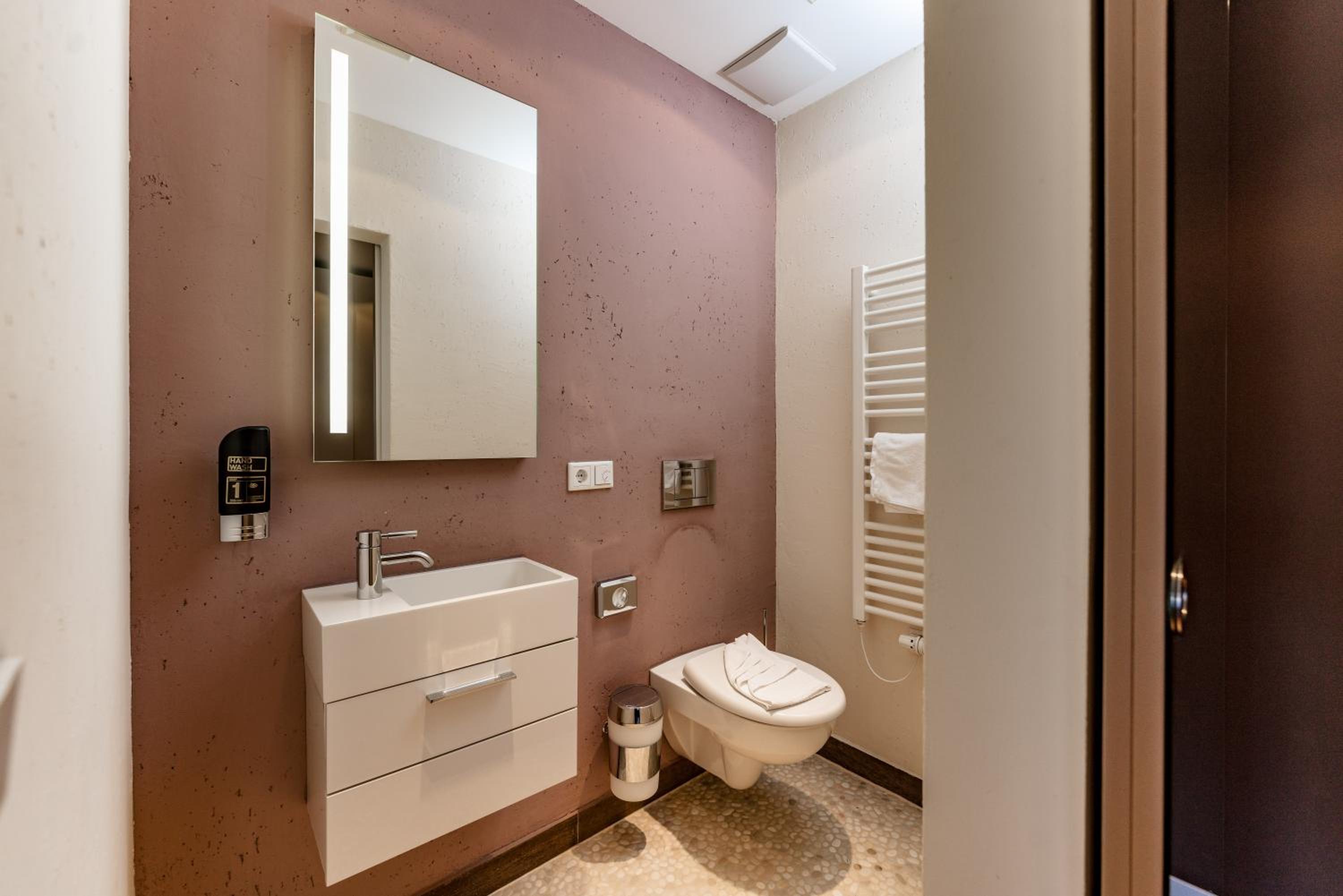 Junior Suite with Balcony photo 3
