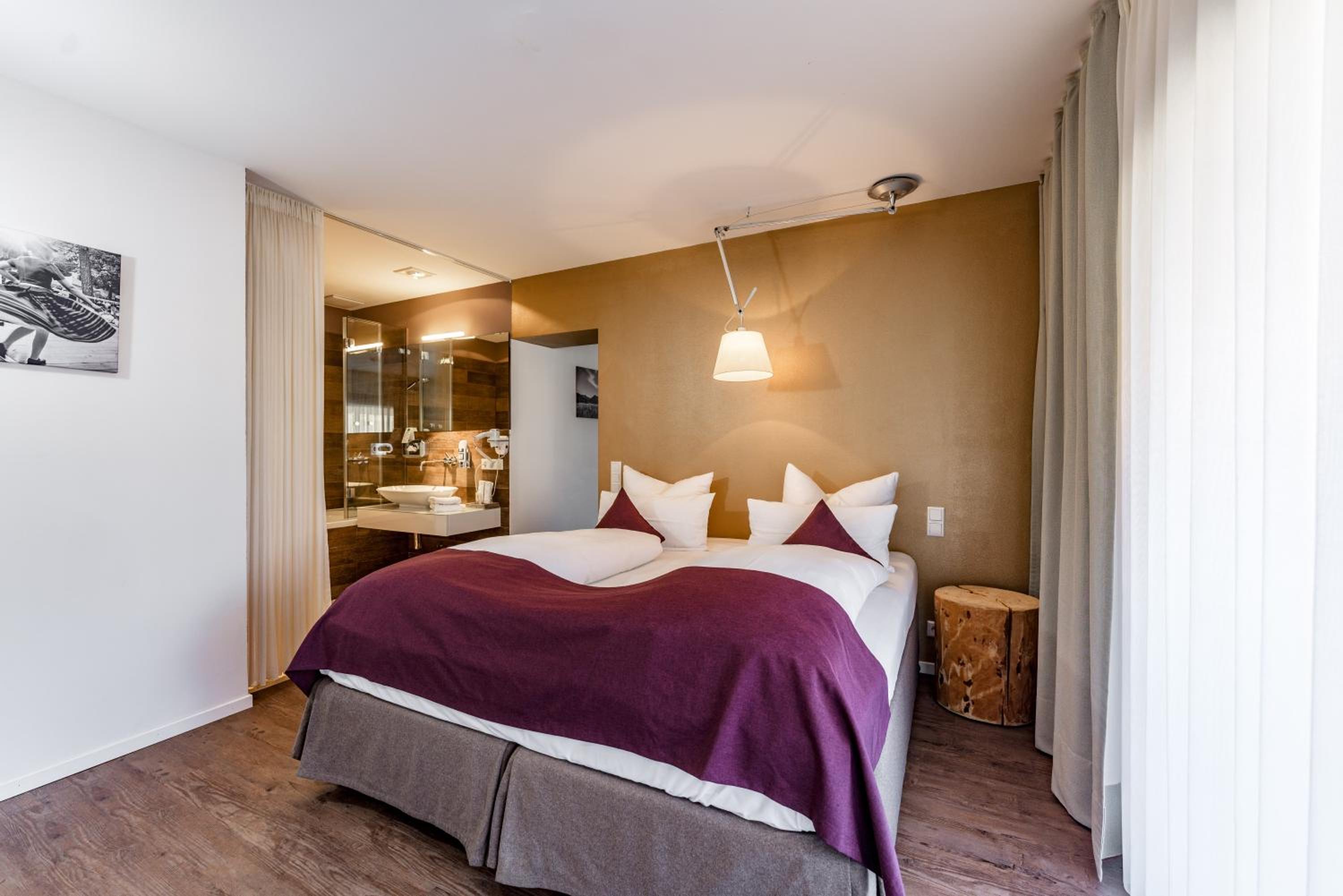 Junior Suite with Balcony photo 1