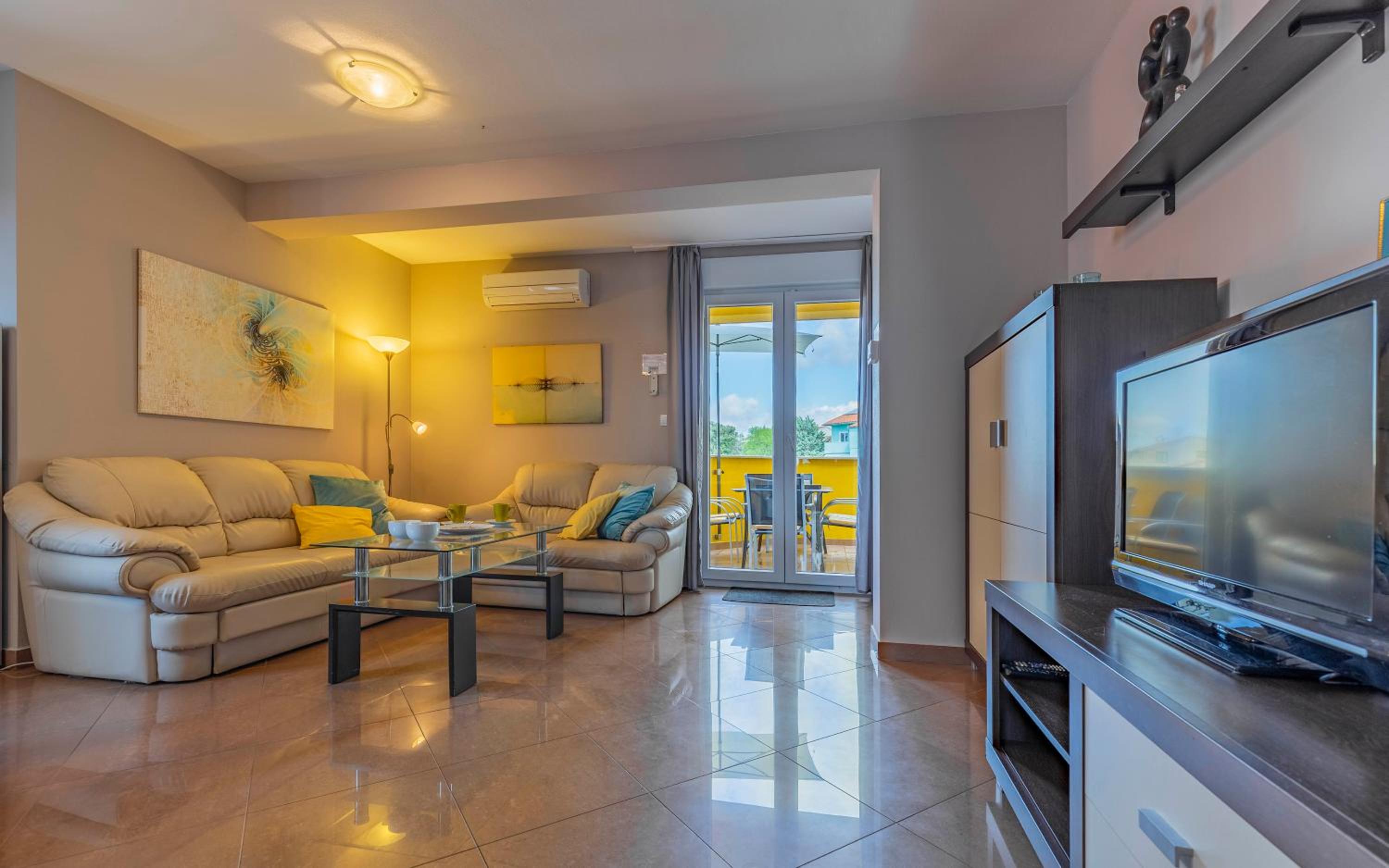 Apartment with Sea View photo 1