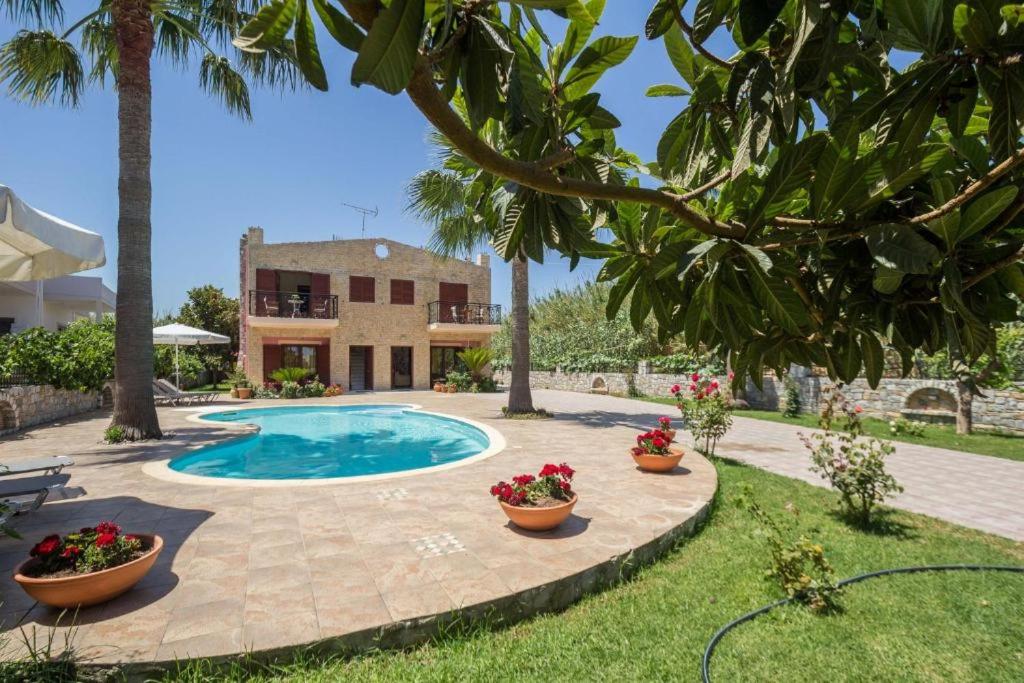 Two-Bedroom Villa photo 2
