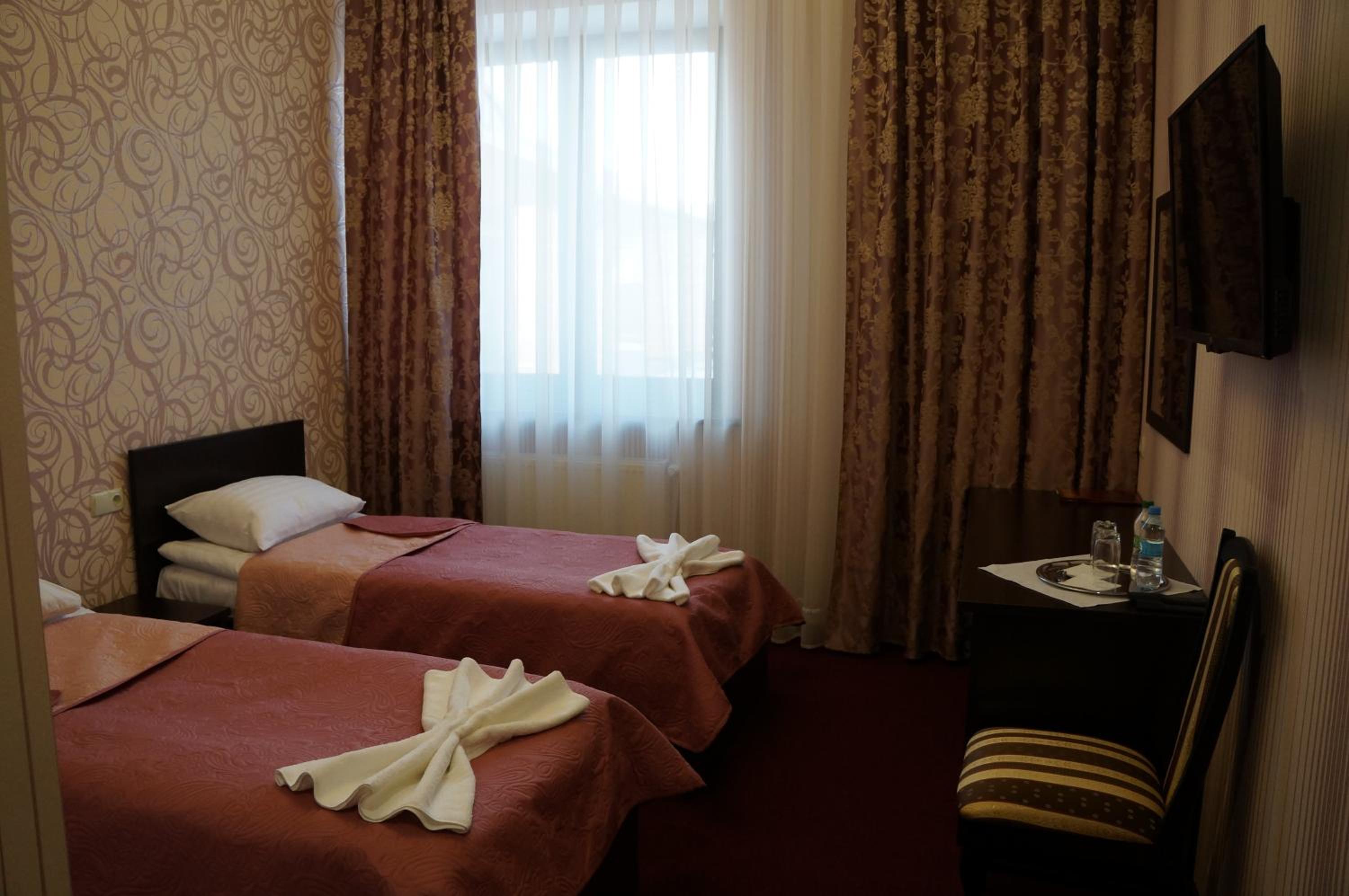Standard Twin Room photo 2