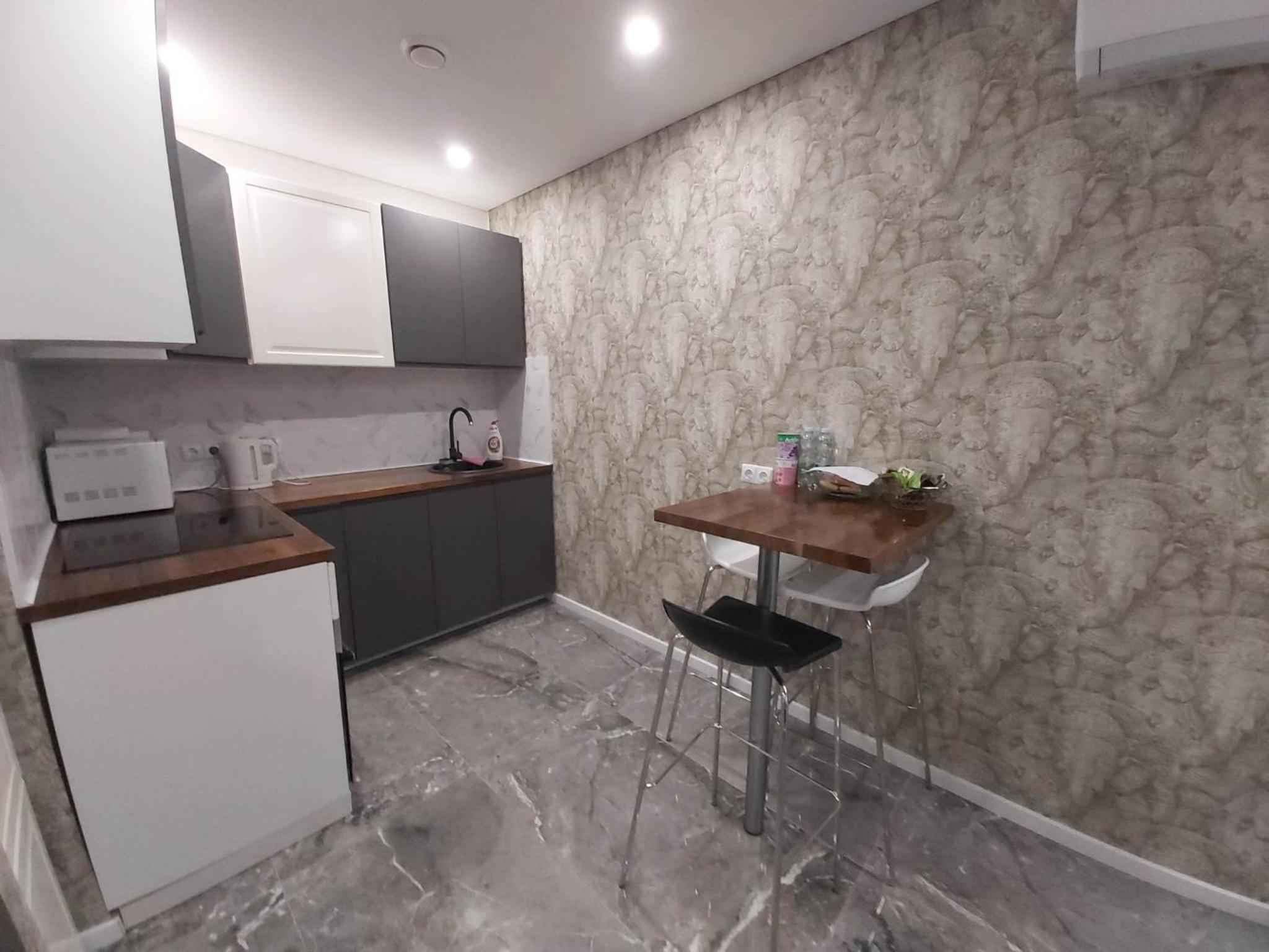 One-Bedroom Apartment - Photo 53