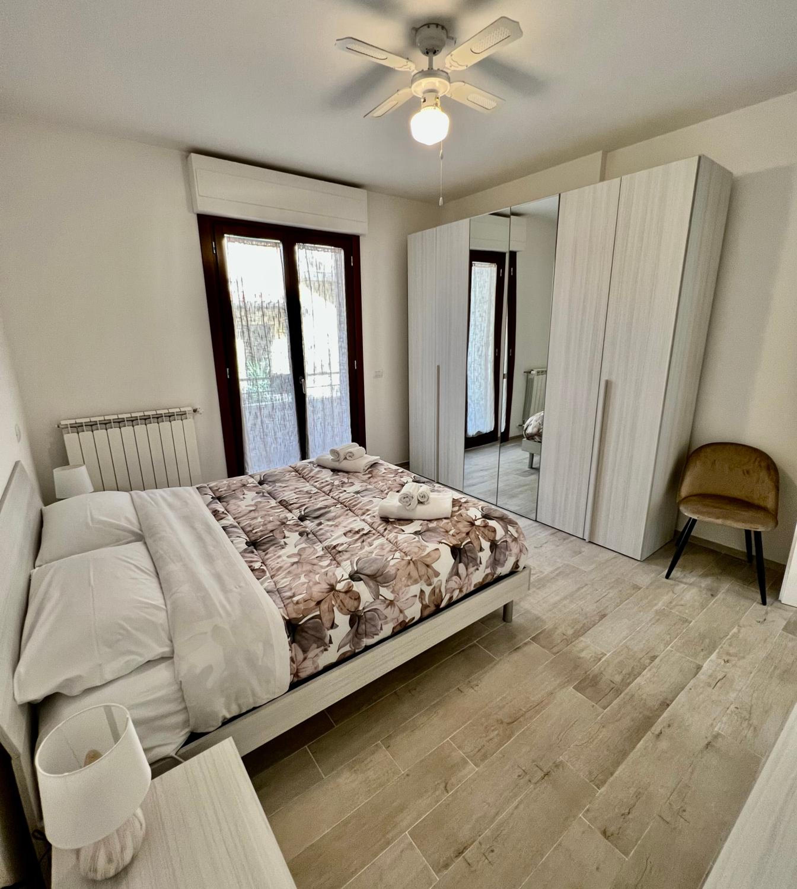 Apartment with Terrace photo 2