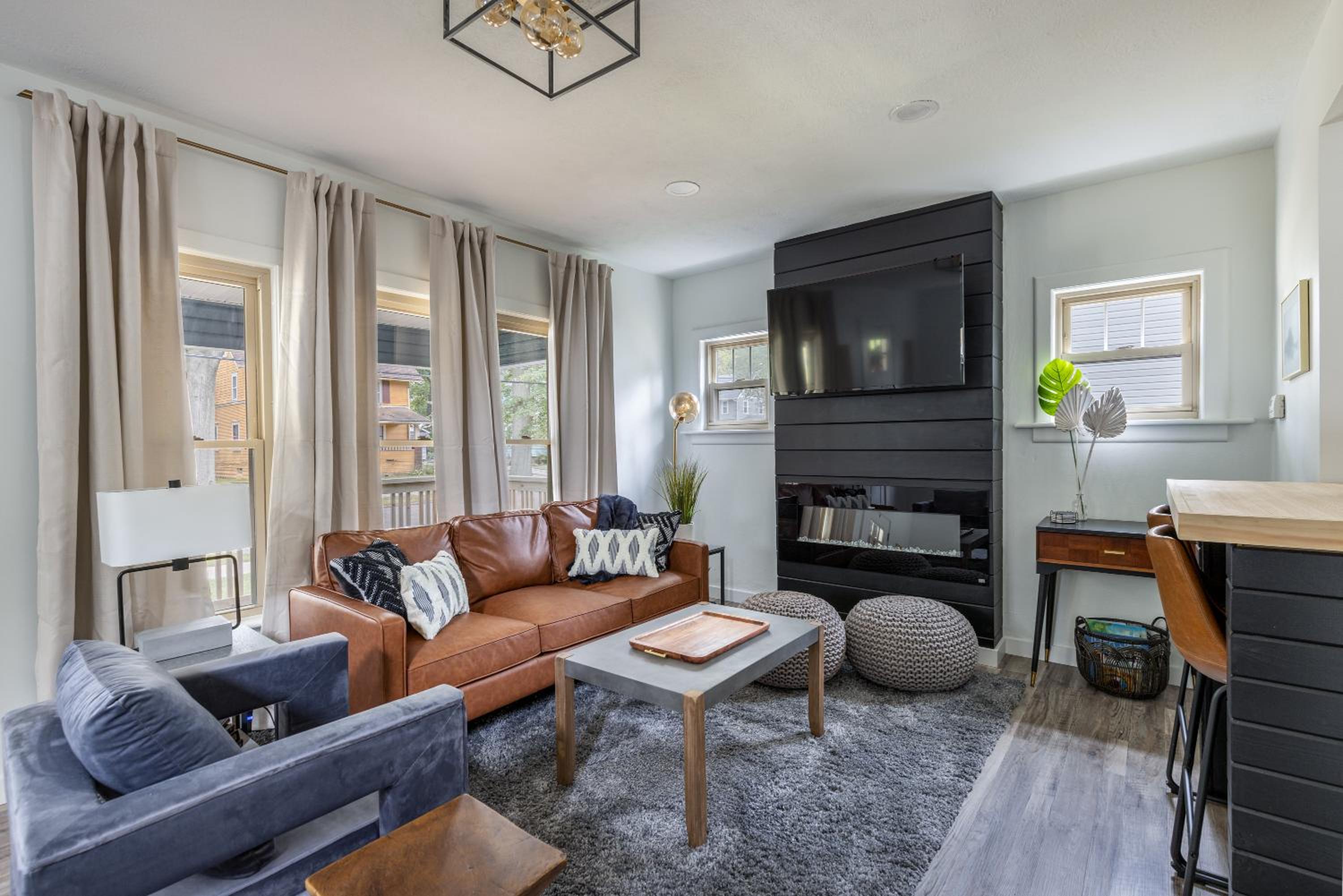 Three-Bedroom House photo 1