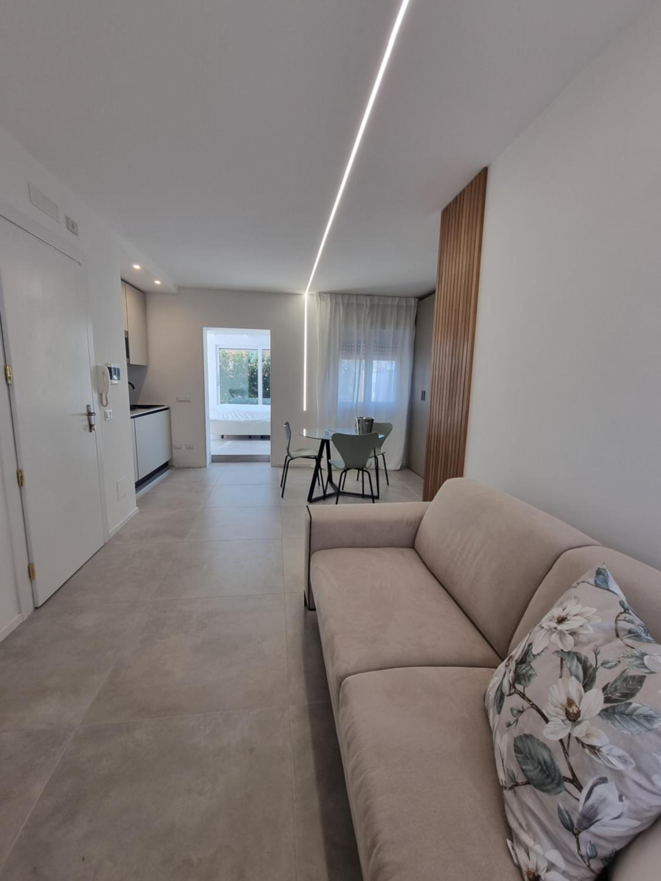 Superior Suite with Sea View - Photo 5