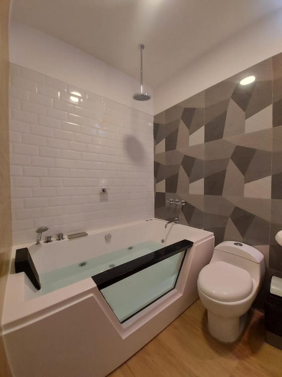 Deluxe Double Room with Balcony photo 2
