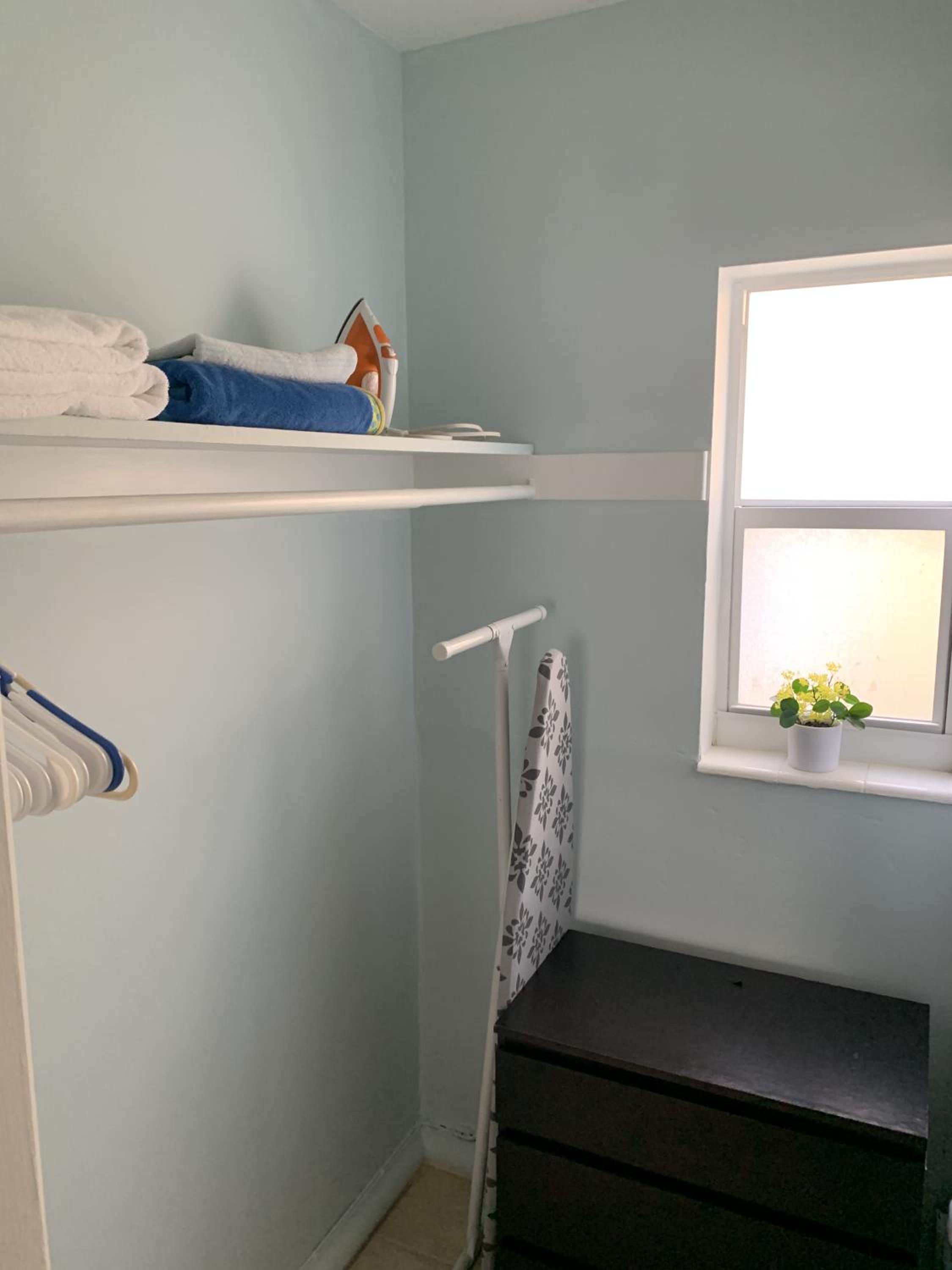 Queen Room photo 2