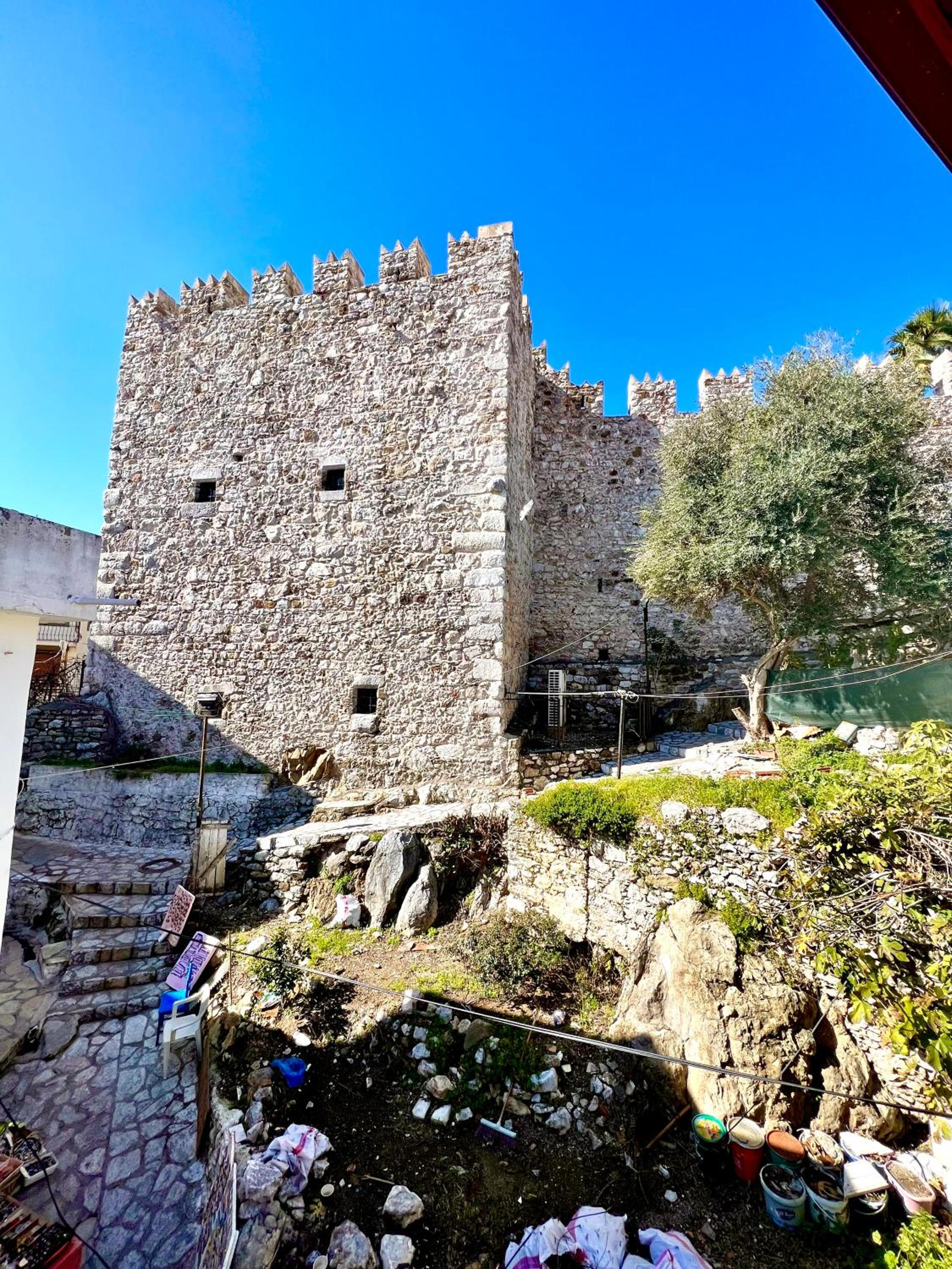 Deluxe Double Room with Castle View - Photo 40