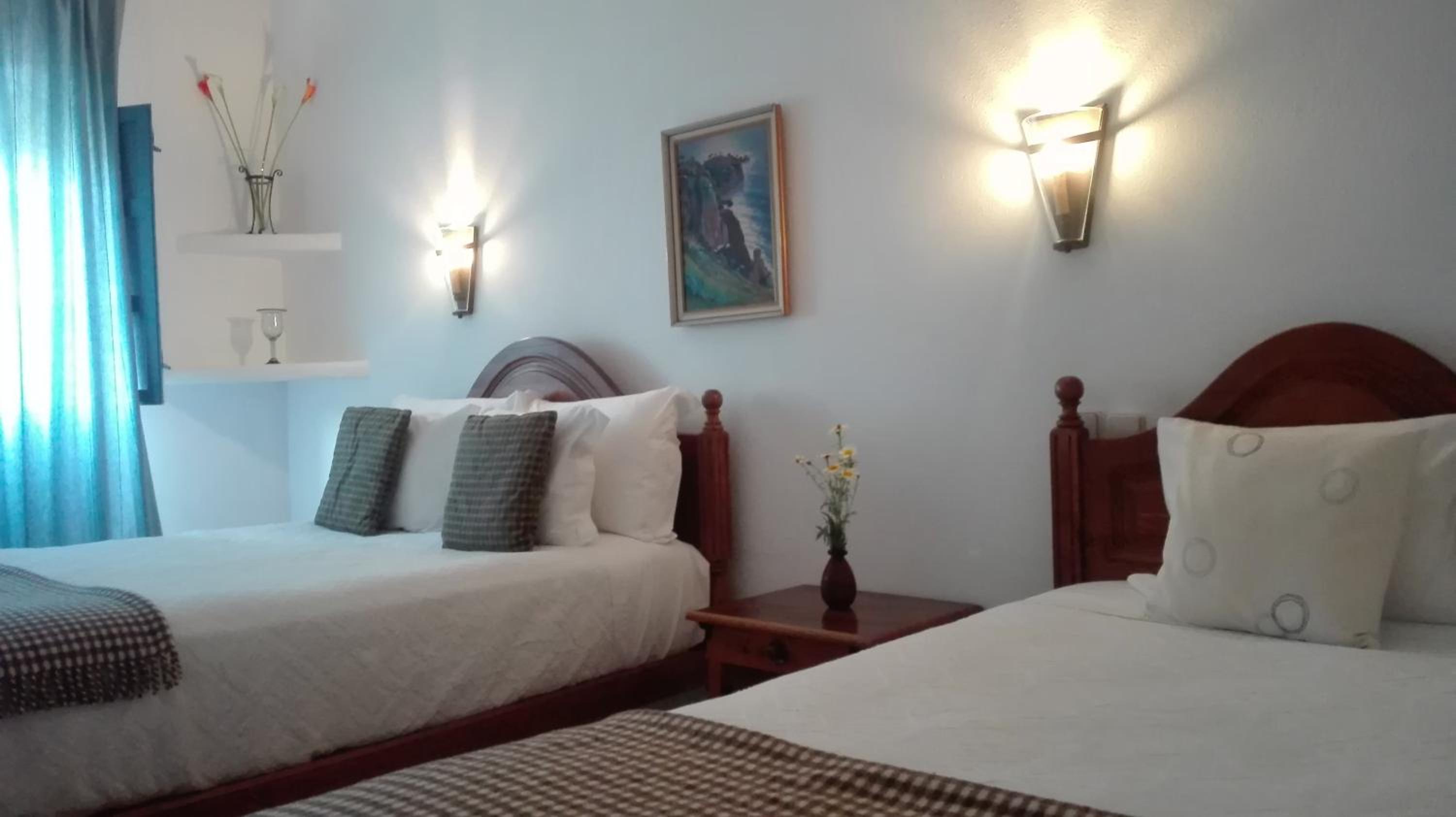 Triple Room with Lake View - Photo 1