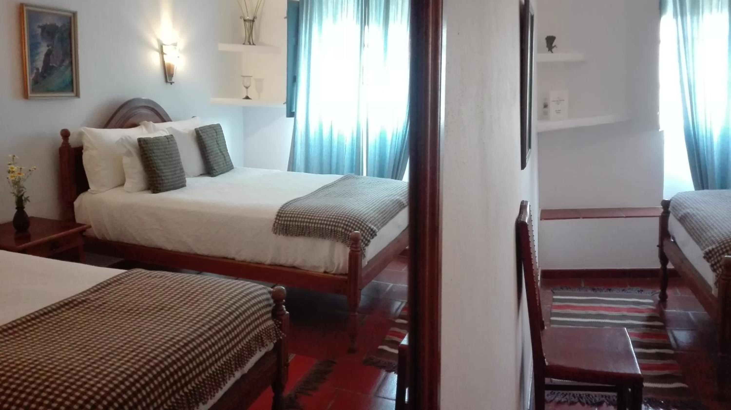 Triple Room with Lake View - Photo 6