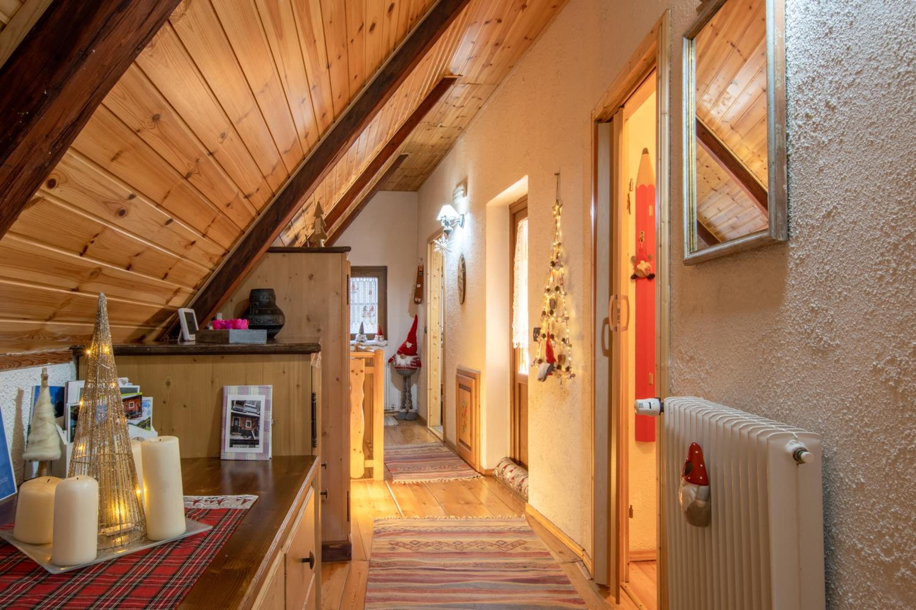 Two-Bedroom House photo 2