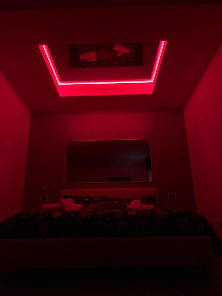 Double Room with Private Bathroom - Photo 3