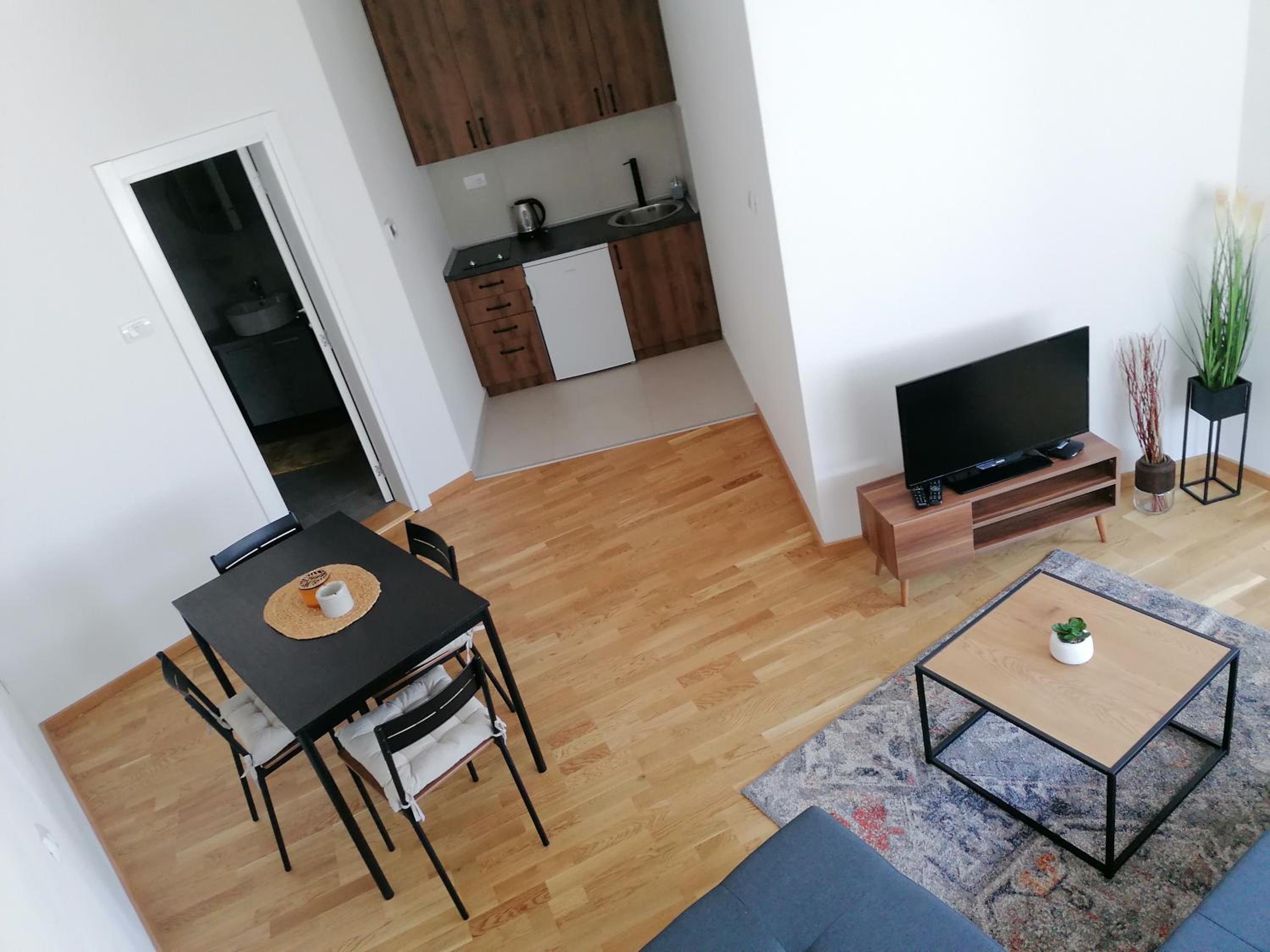 One-Bedroom Apartment photo 3
