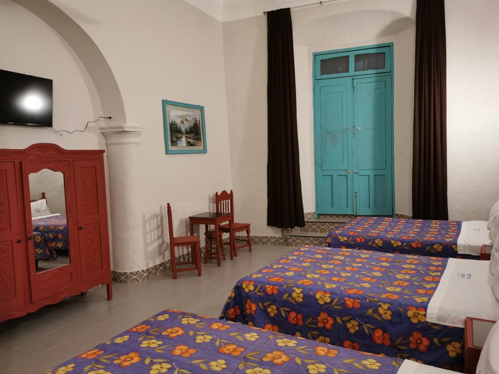 Triple Room