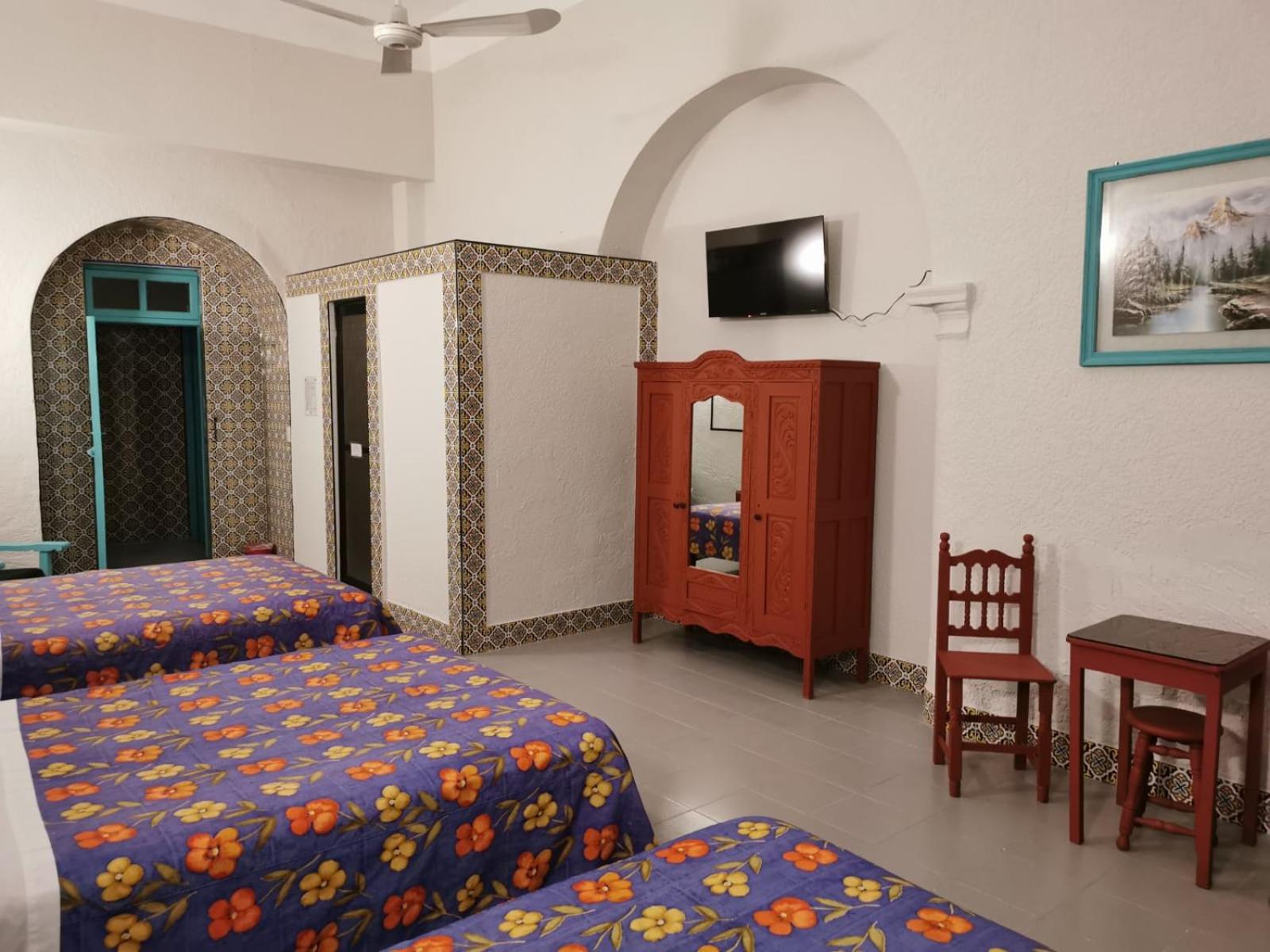 Triple Room