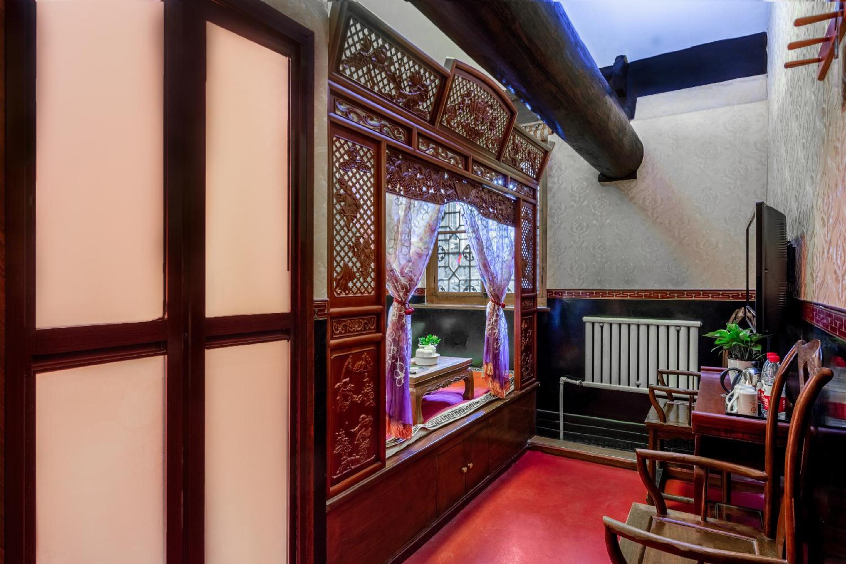 Deluxe Attic Kang-bed Room