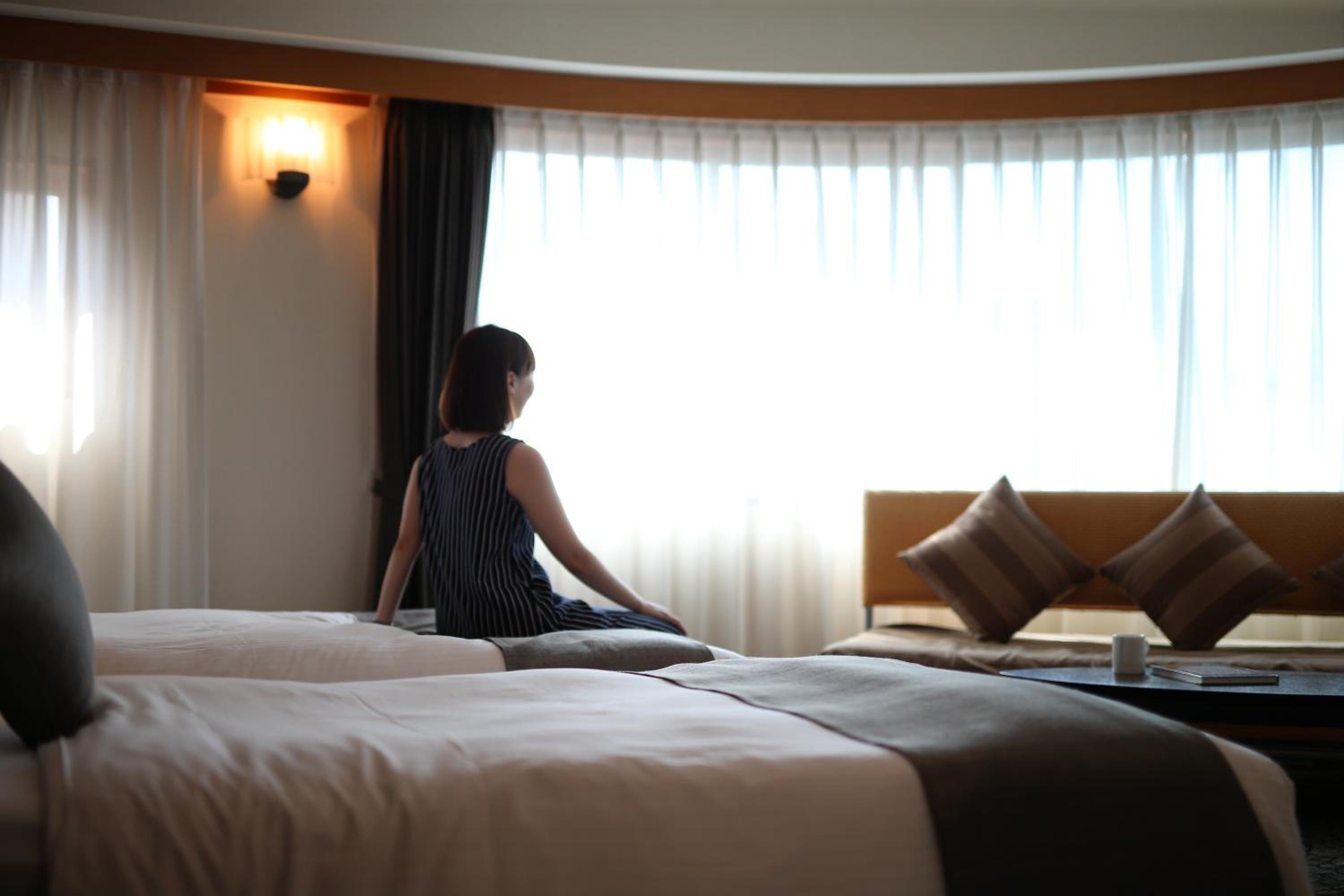 Corner Twin Room with Extra Bed - Non-Smoking - Photo 2