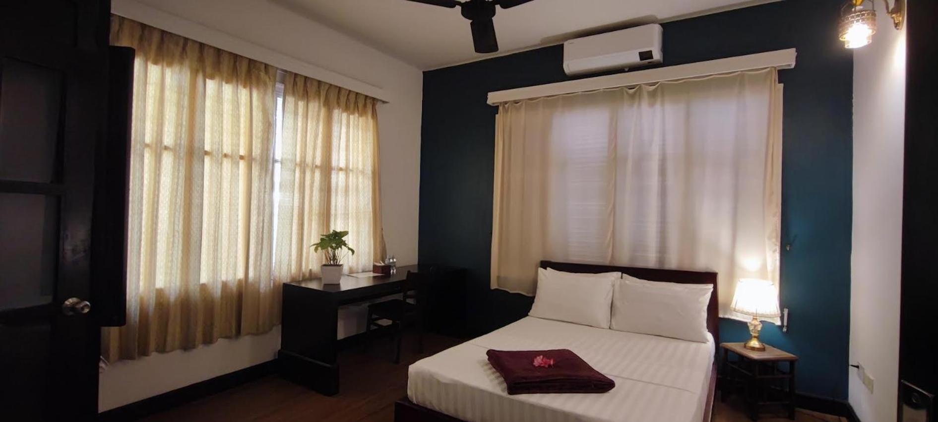 Standard Double Room - Photo 7