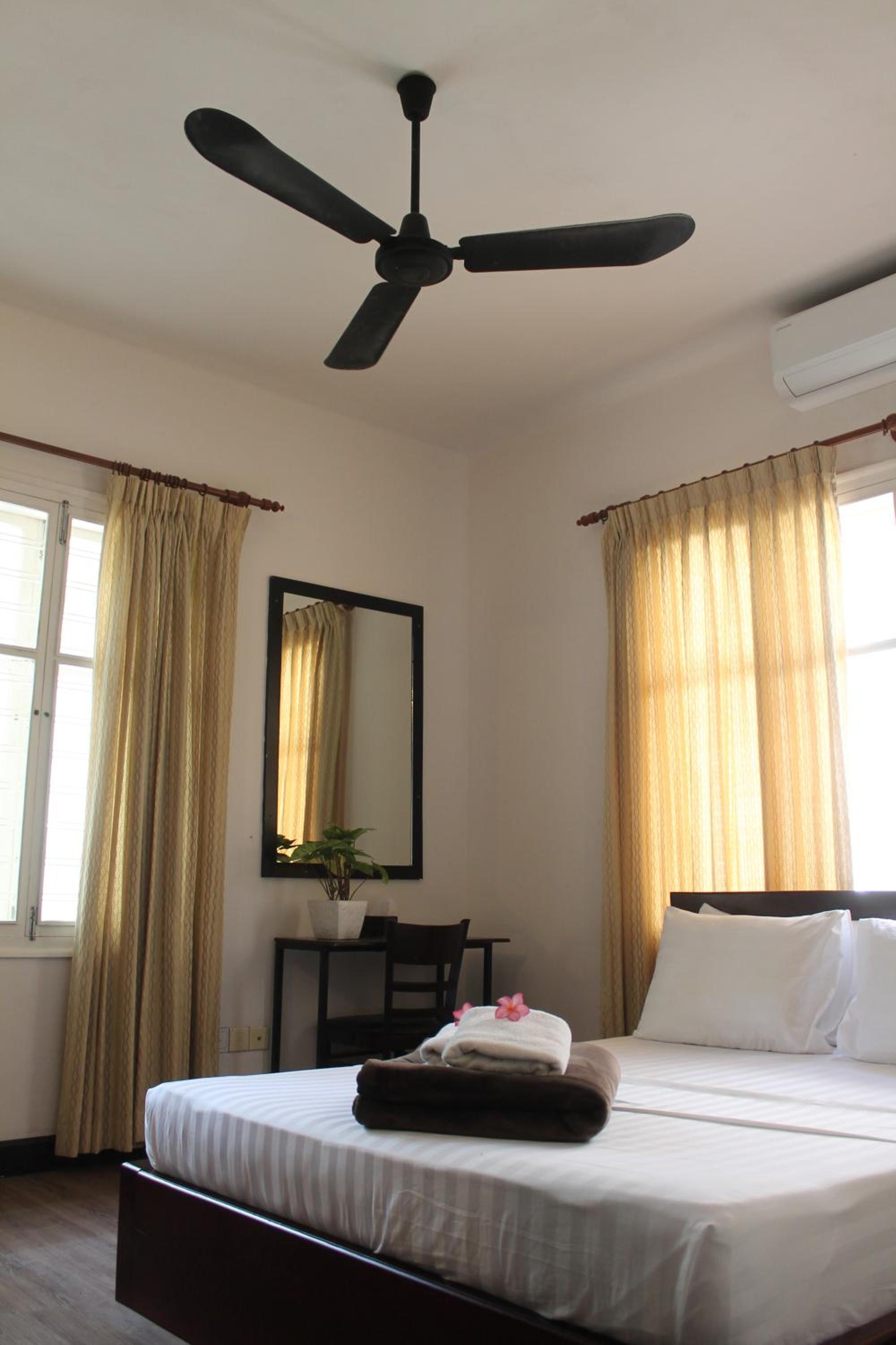 Standard Double Room - Photo 2