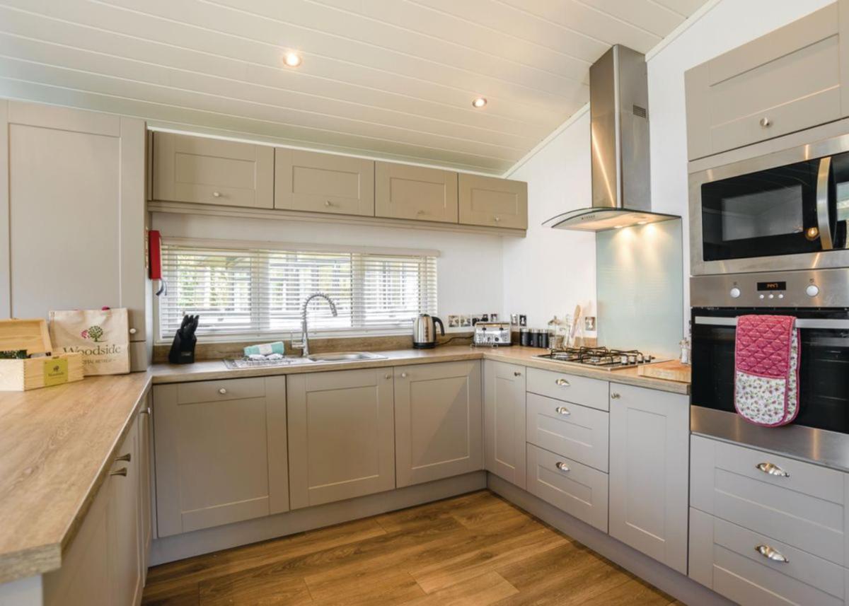 Four-Bedroom Lodge