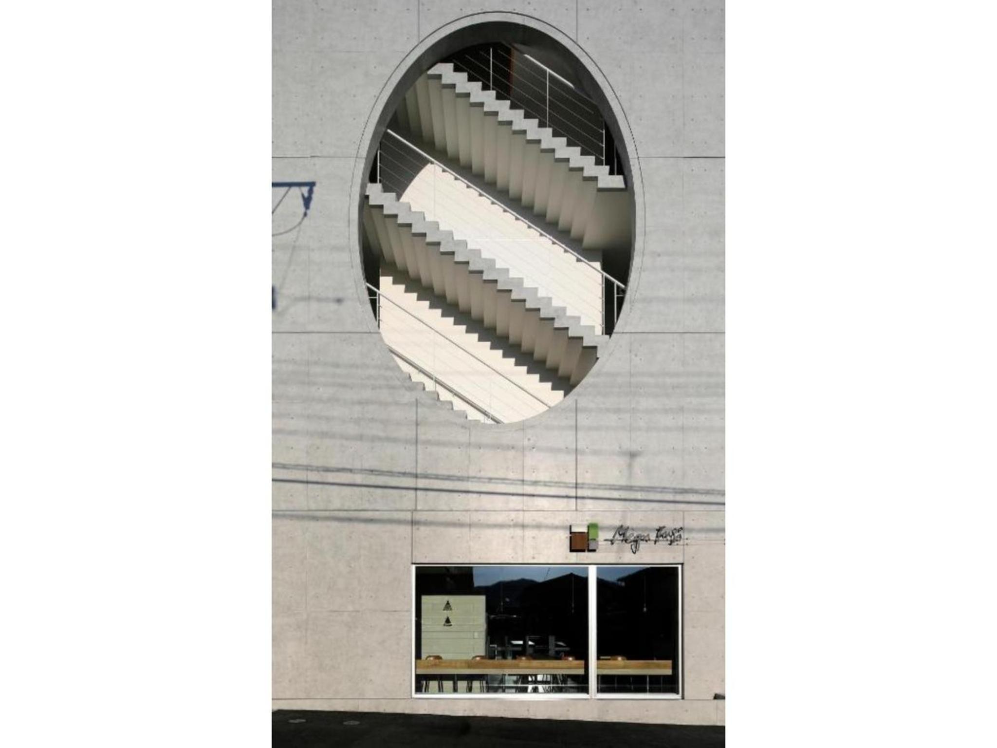 Studio - Photo 38