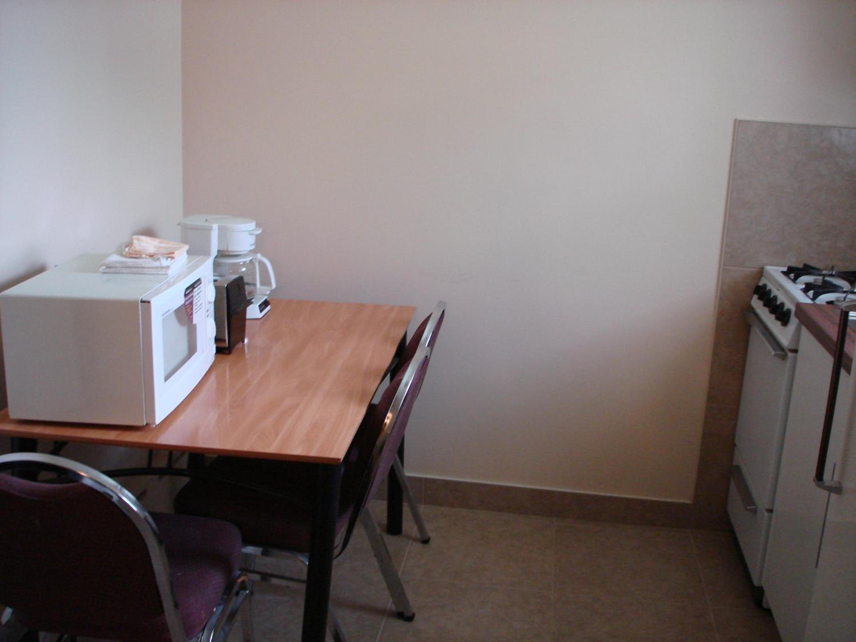 Double Room with Kitchenette - Photo 4