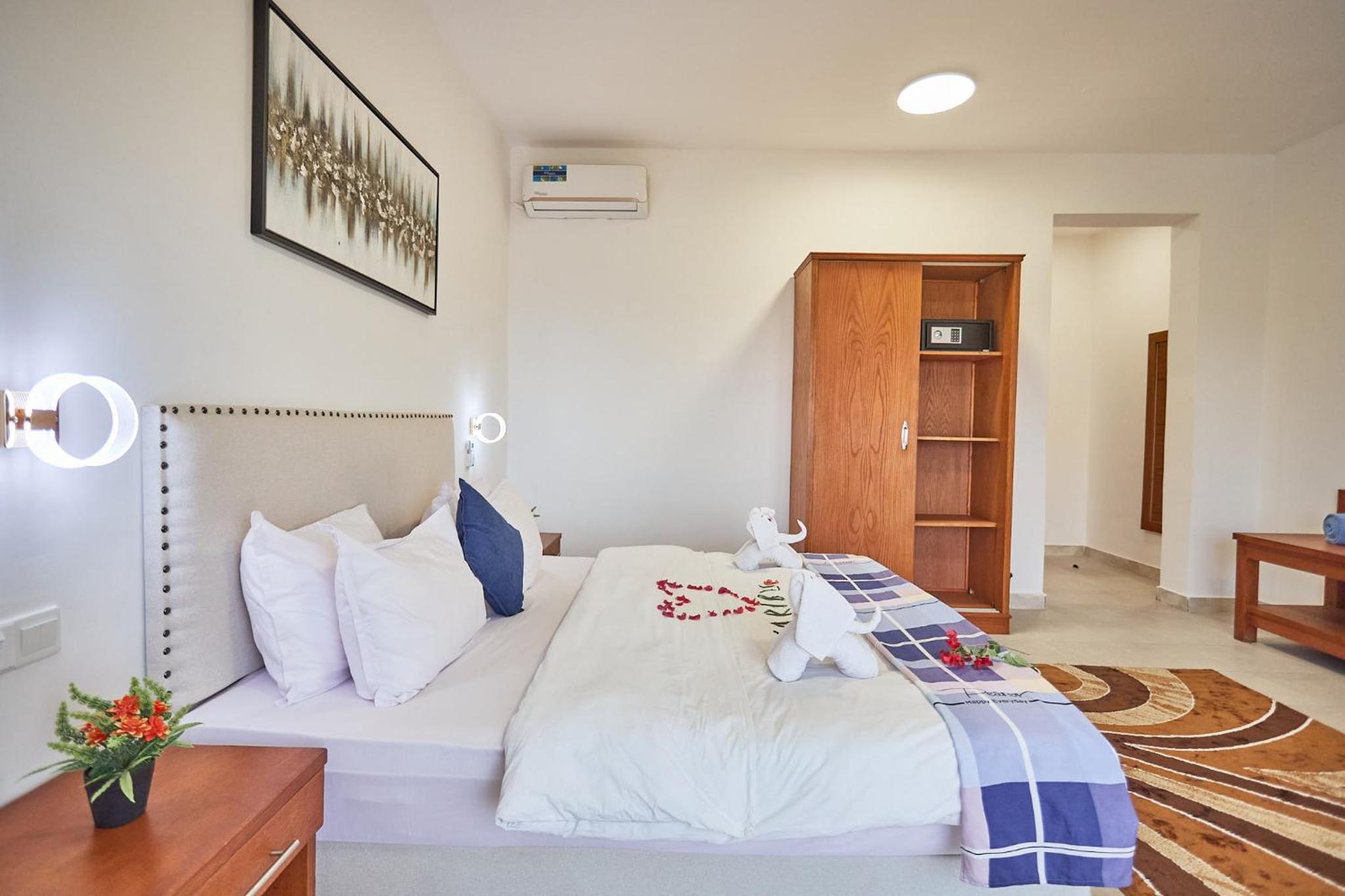 Family Room with Sea View - Photo 1