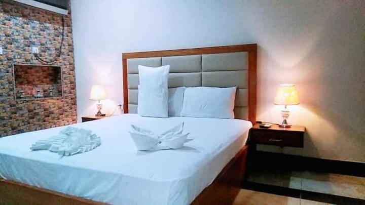 Deluxe Double Room - Photo 8