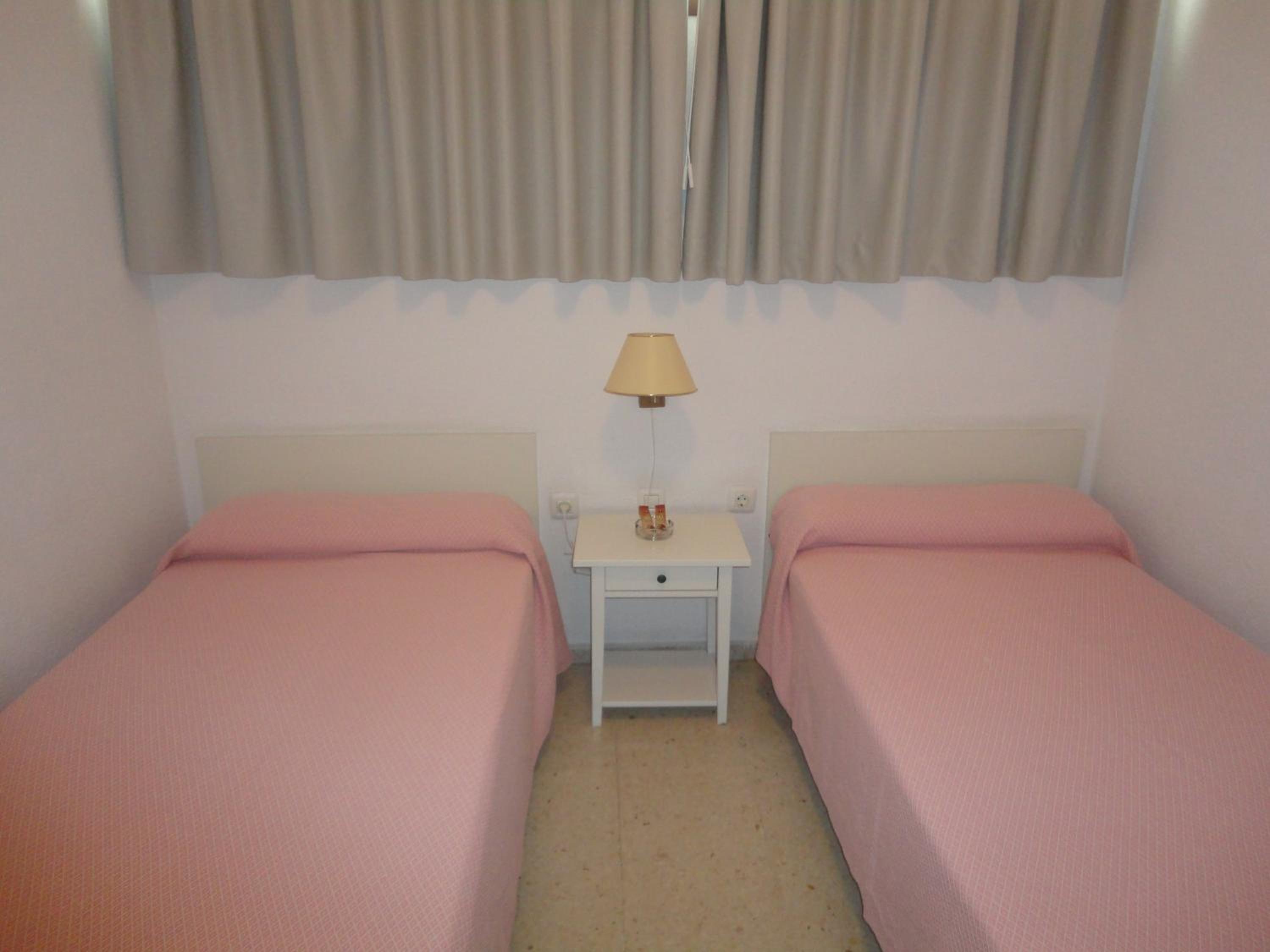 Apartamento de una habitación con balcón