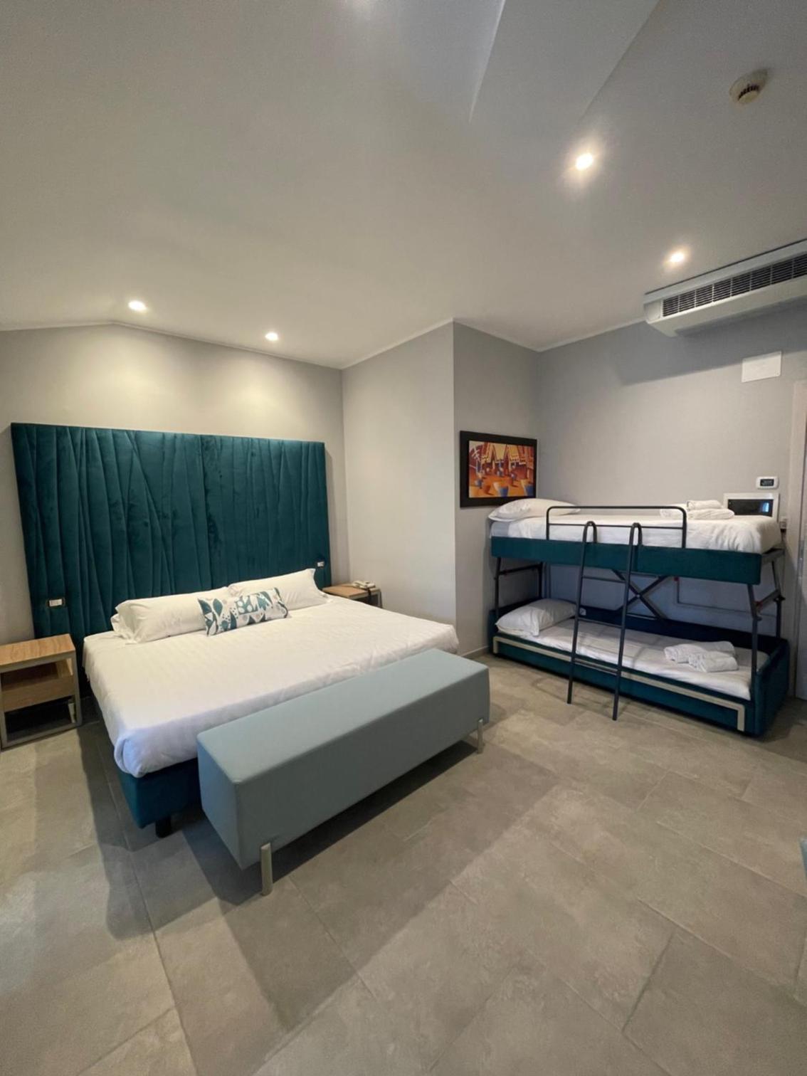 Comfort Quadruple Room - Photo 5