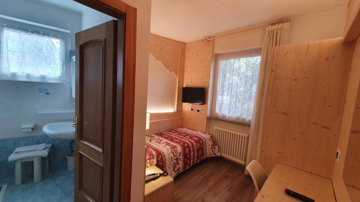Economy Single Room photo 3