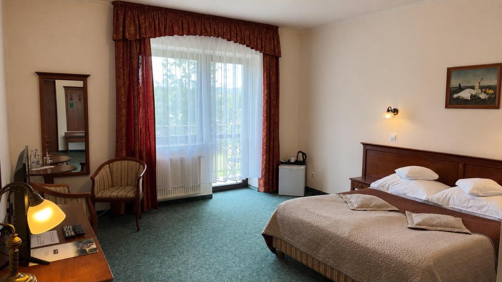 Standard King Room photo 2